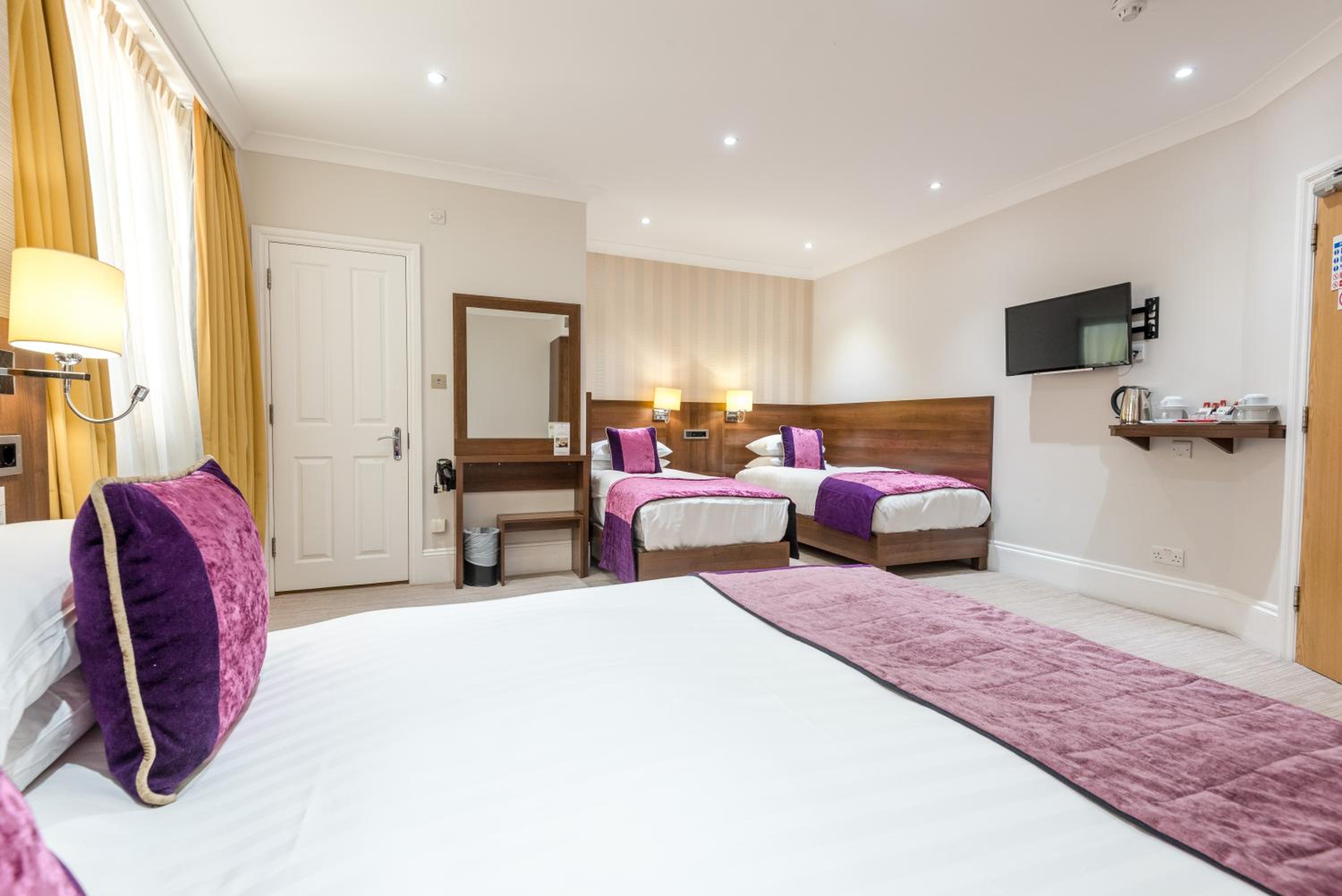 Quadruple Room photo 1