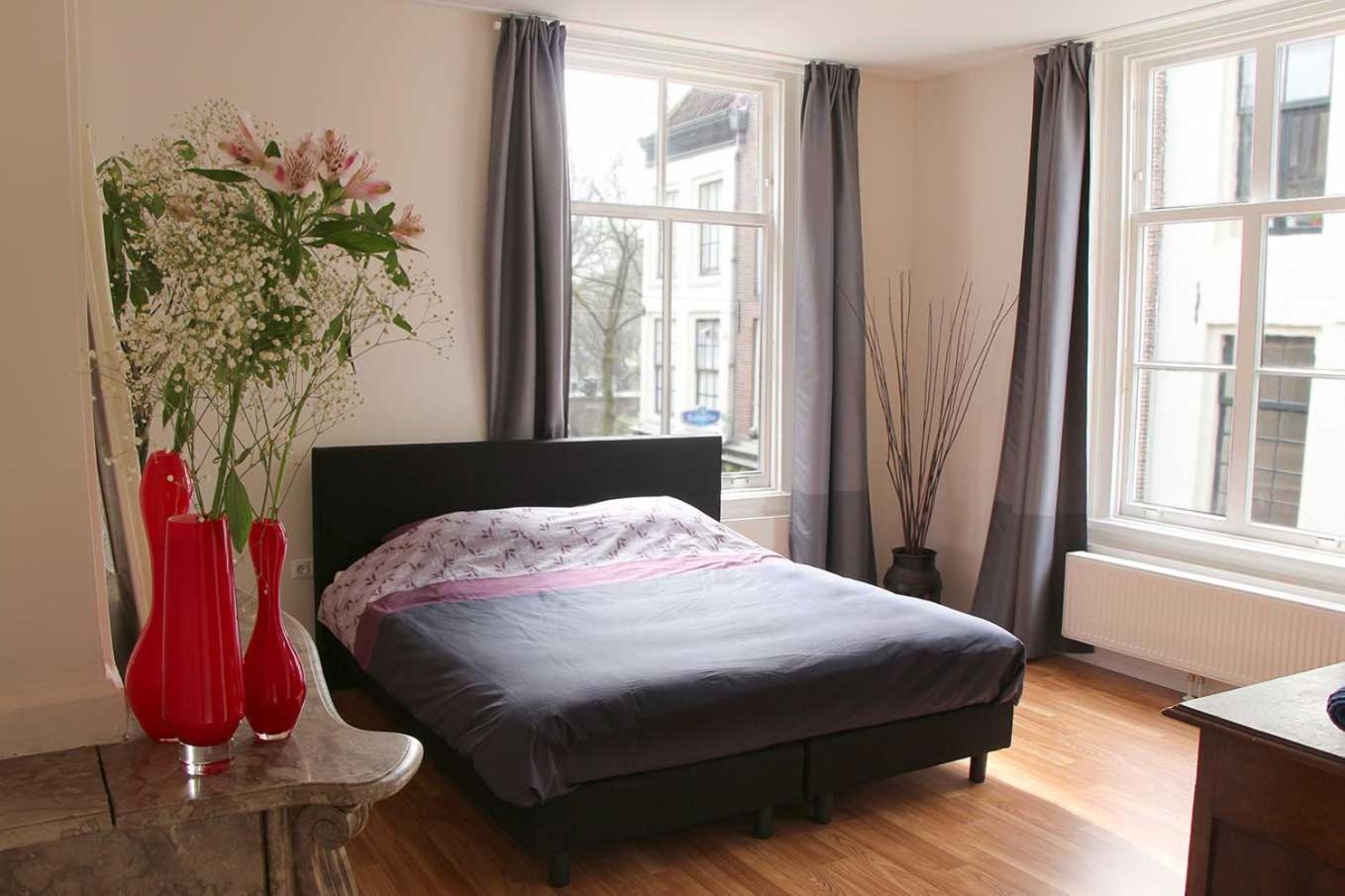 Large Double Room - Photo 7