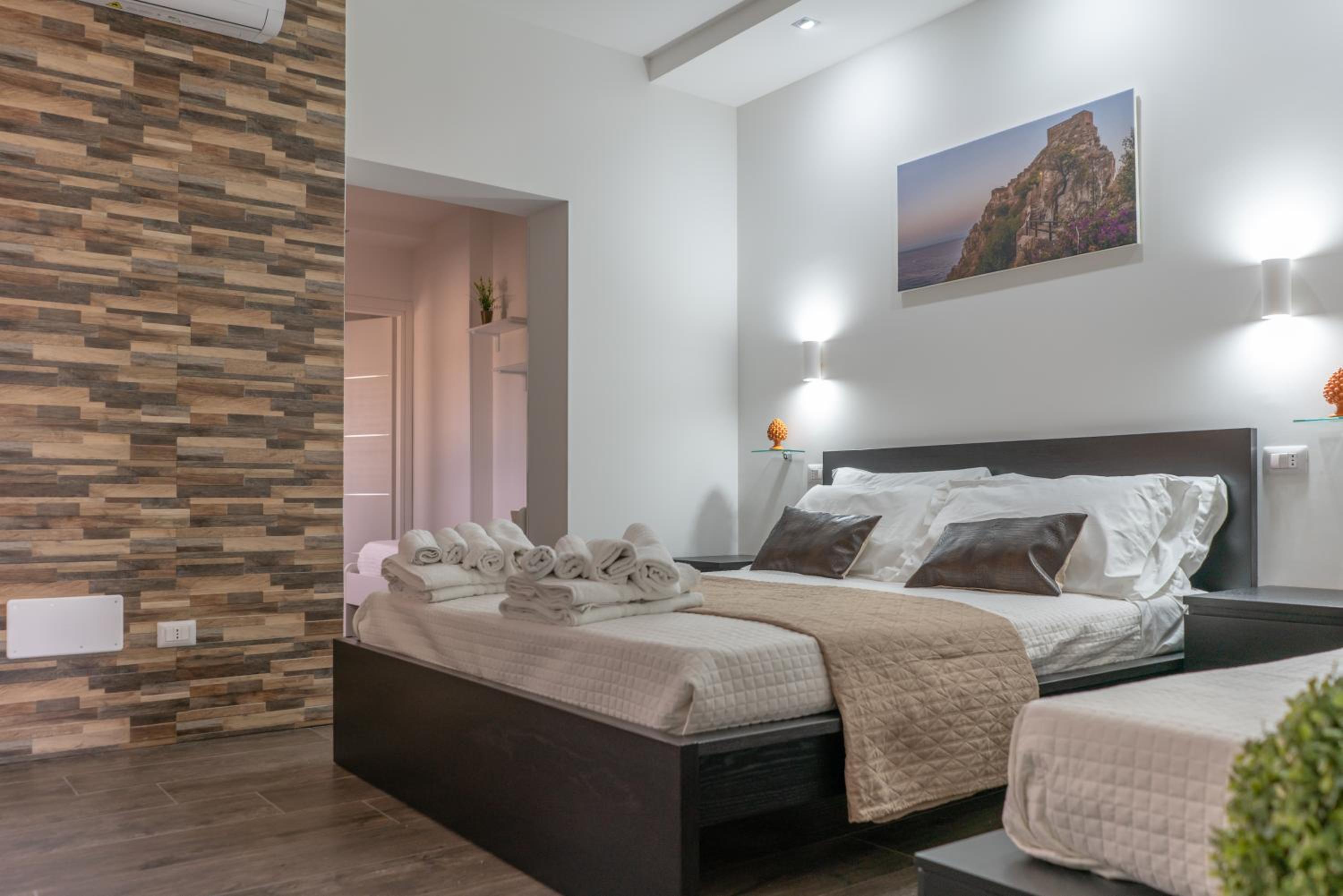 Quadruple Room with Private Bathroom