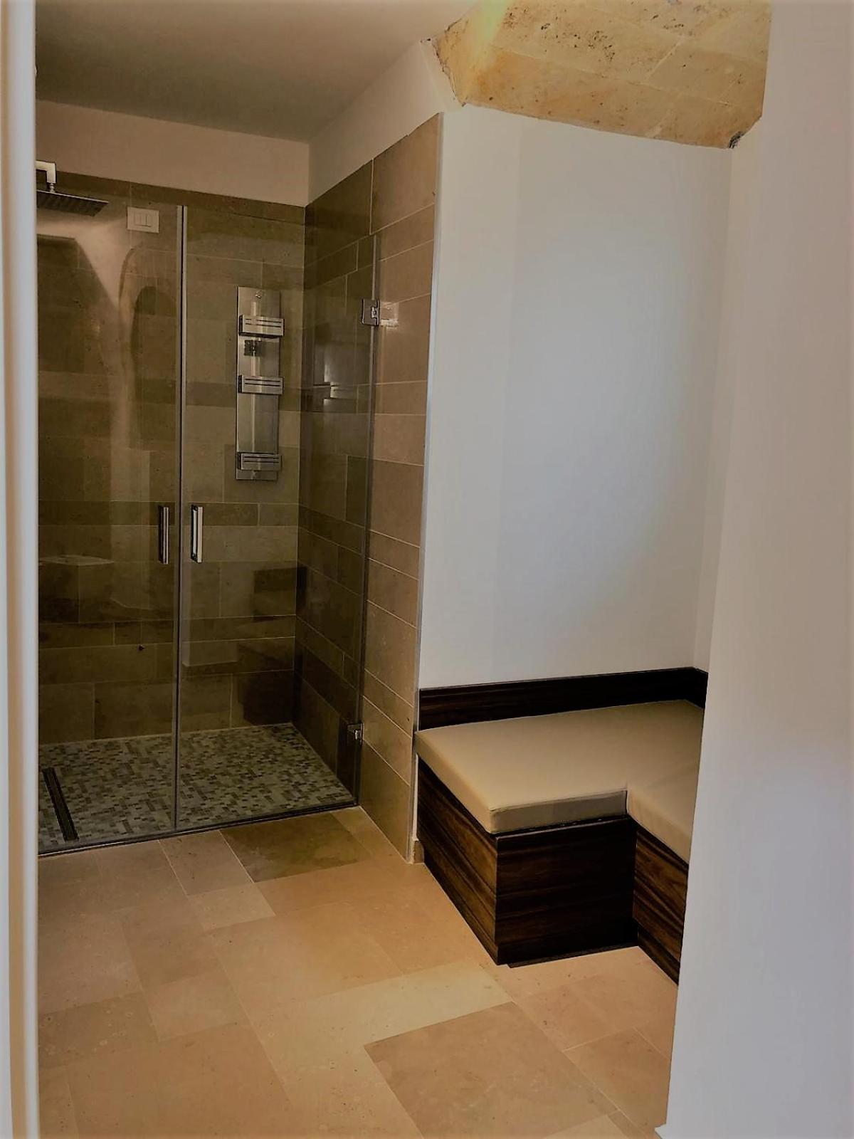Deluxe Room - Annex - Photo 37
