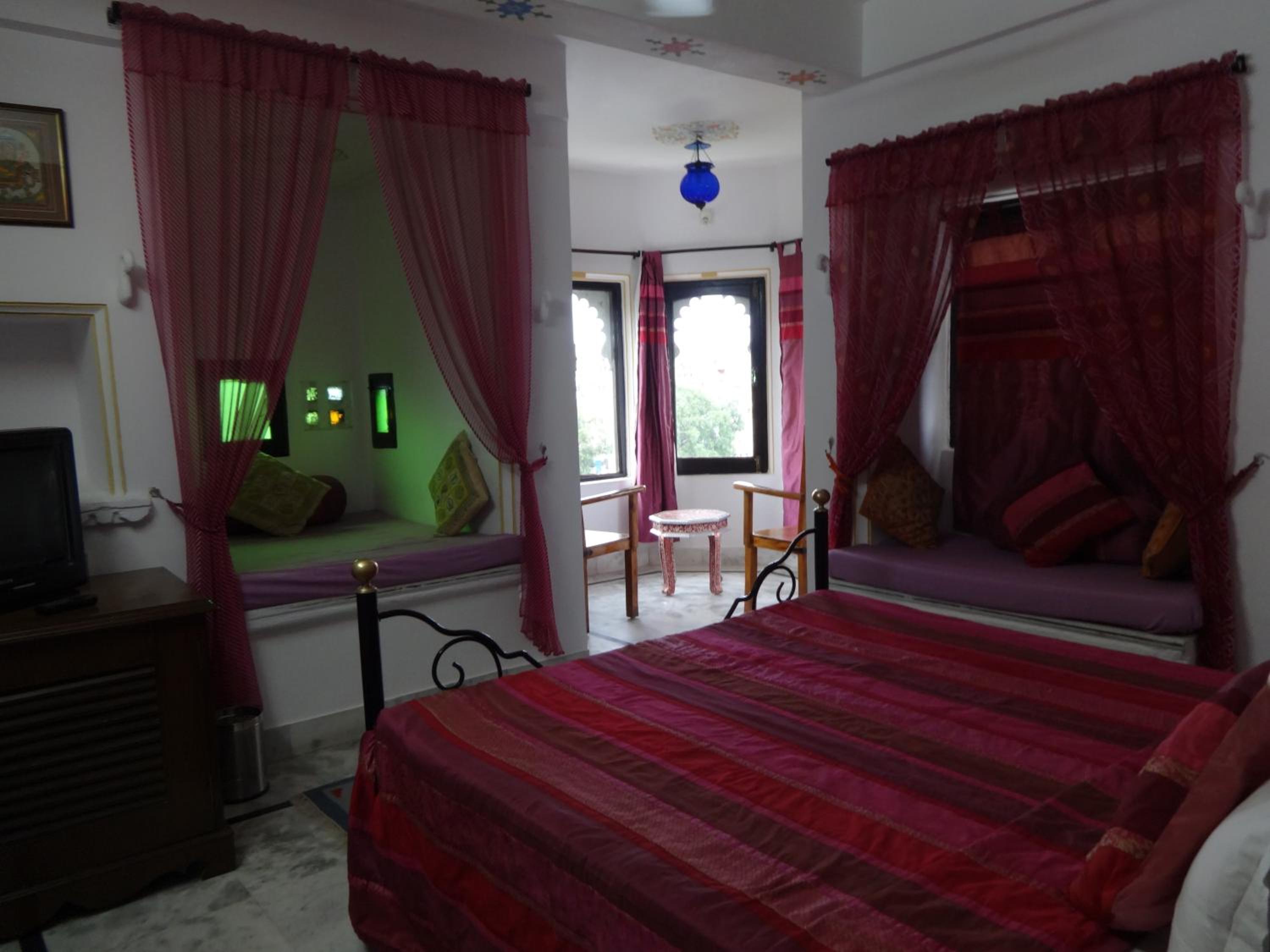 Super Deluxe or Twin Room with Lake View - Photo 2