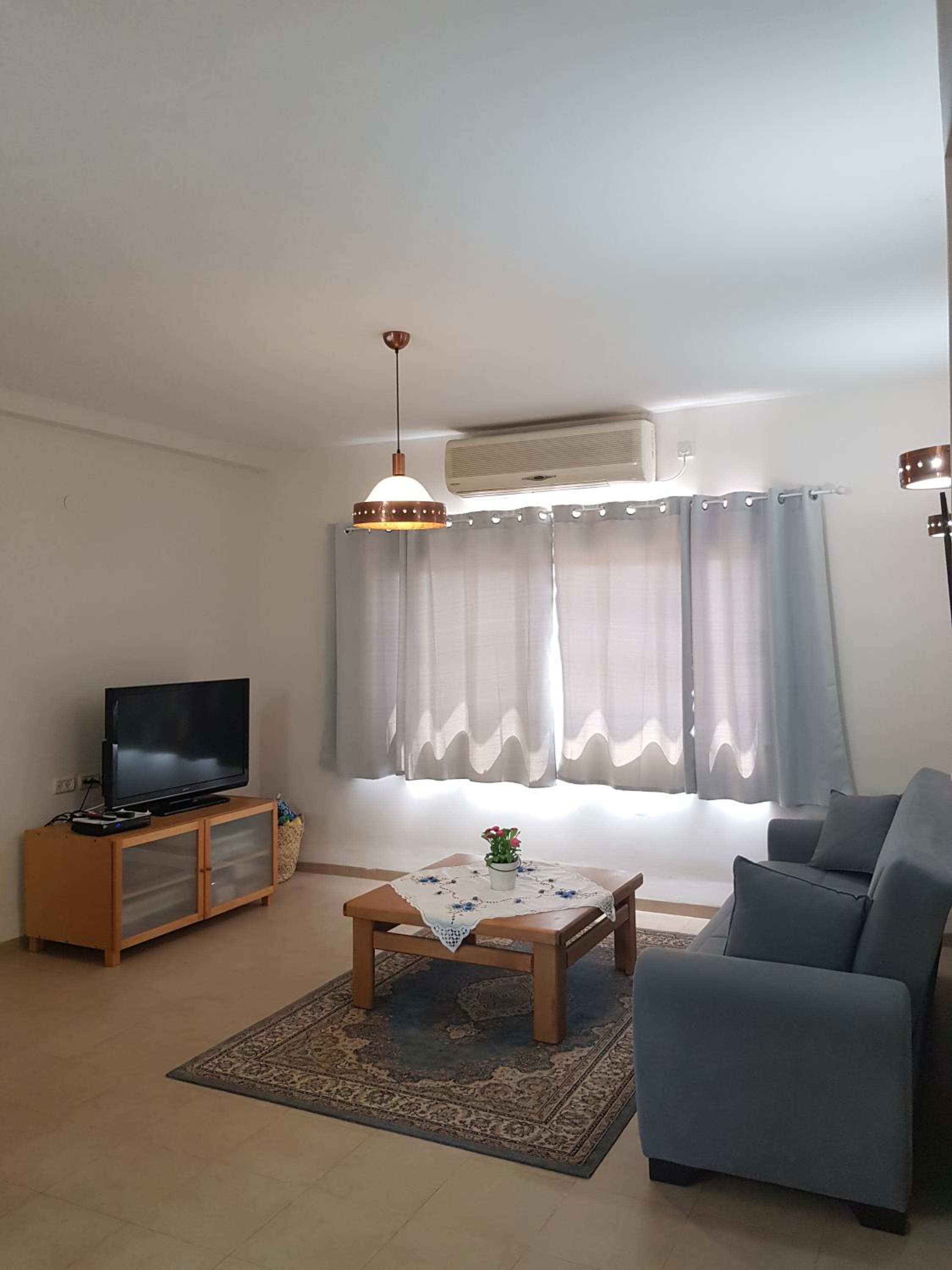 Three-Bedroom Apartment - Photo 9