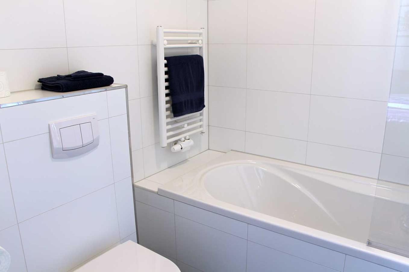 Double Room - Photo 2