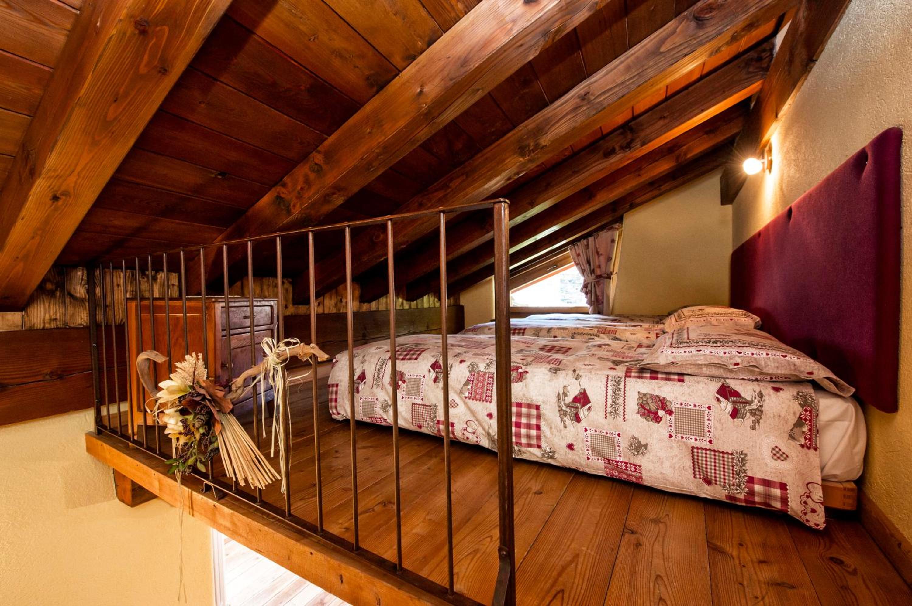 Maisonette photo 1