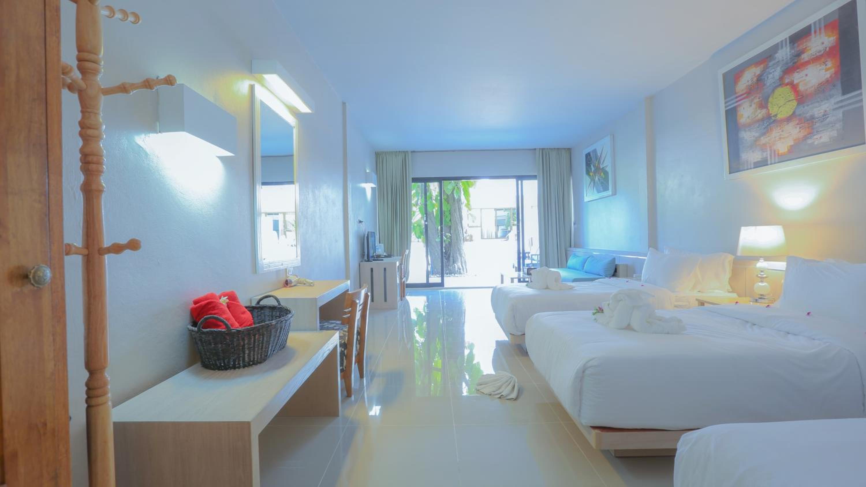Family Suite - Photo 5