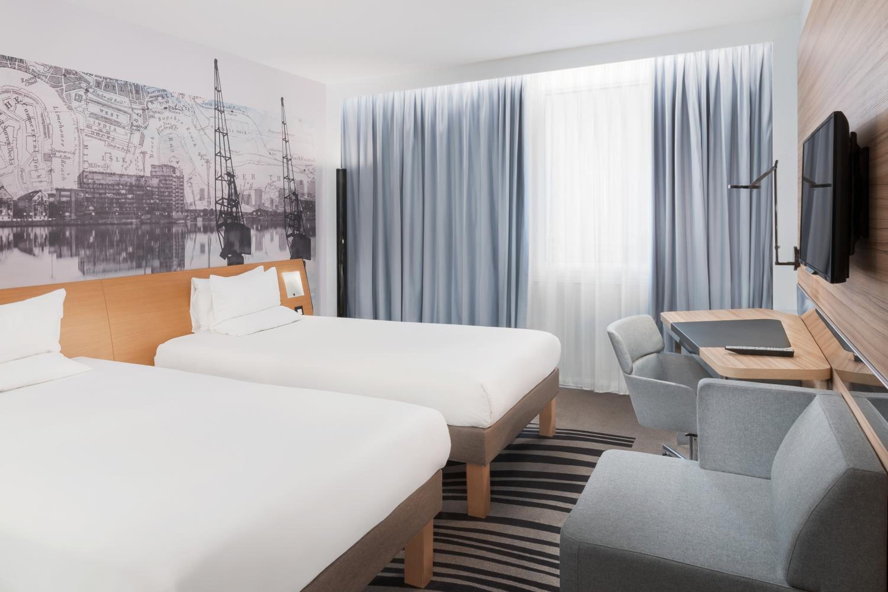 Standard Double Room with Two Single Beds photo 1