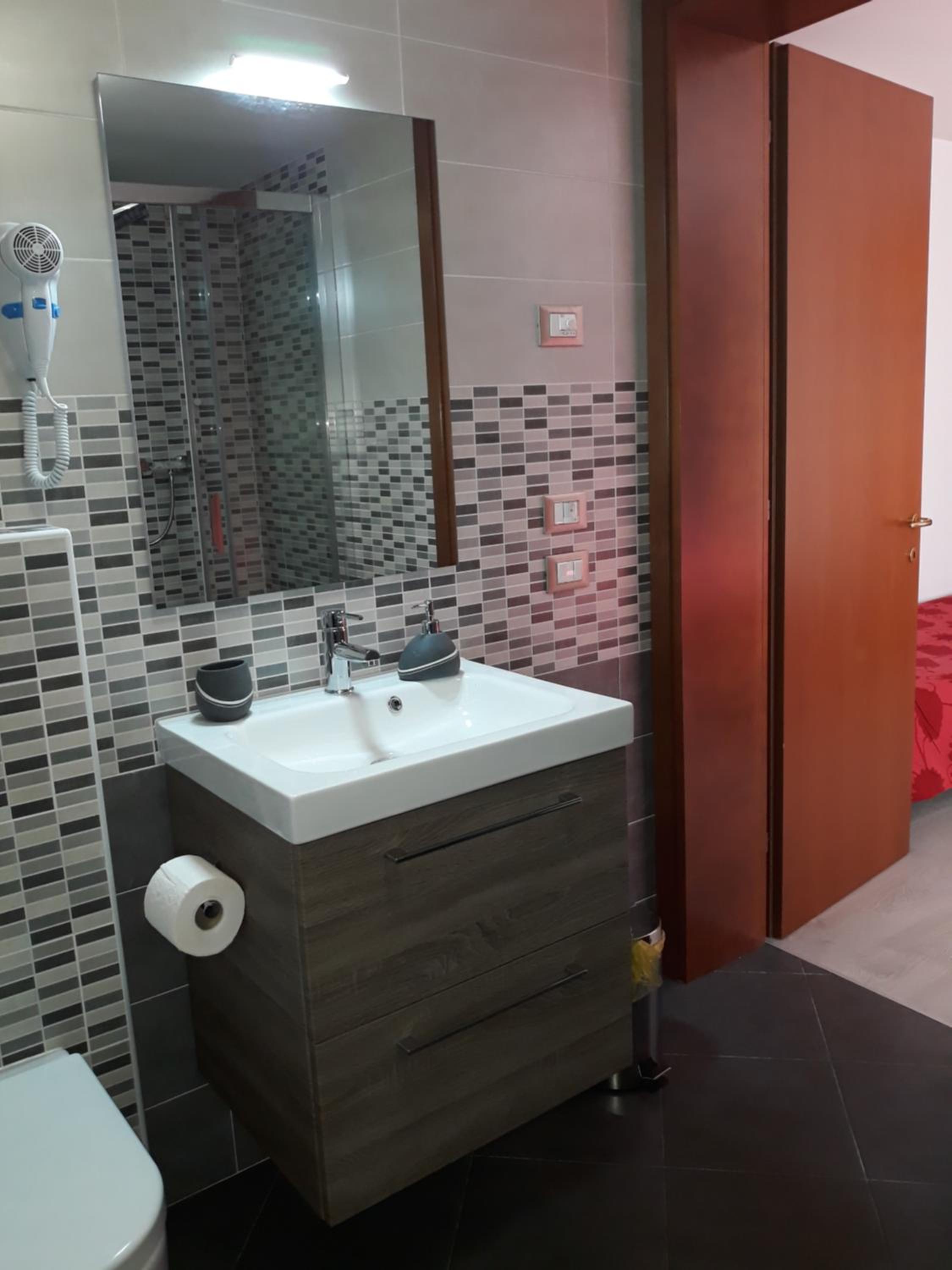 Triple Room with Private Bathroom photo 3
