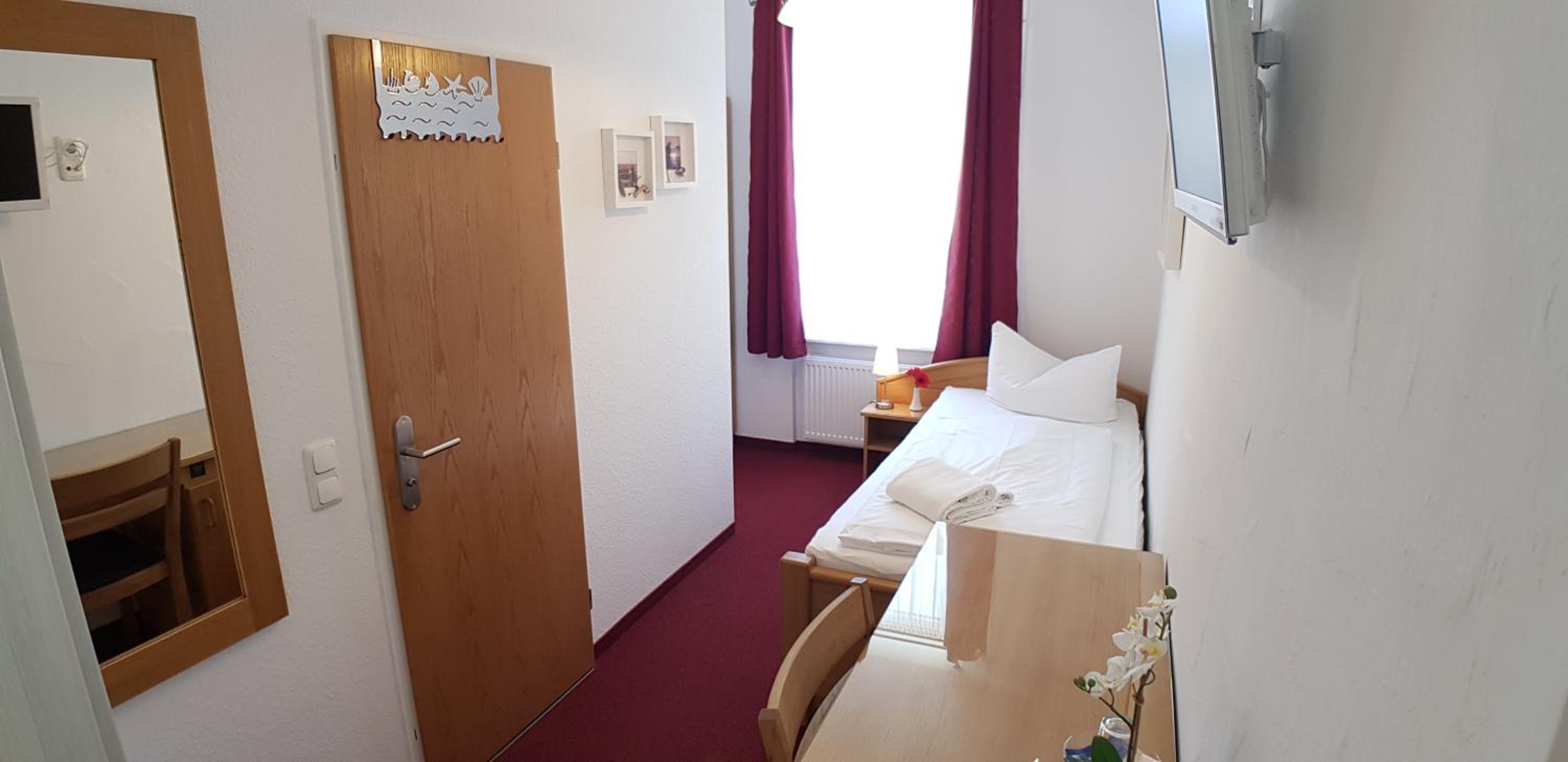 Small Single Room