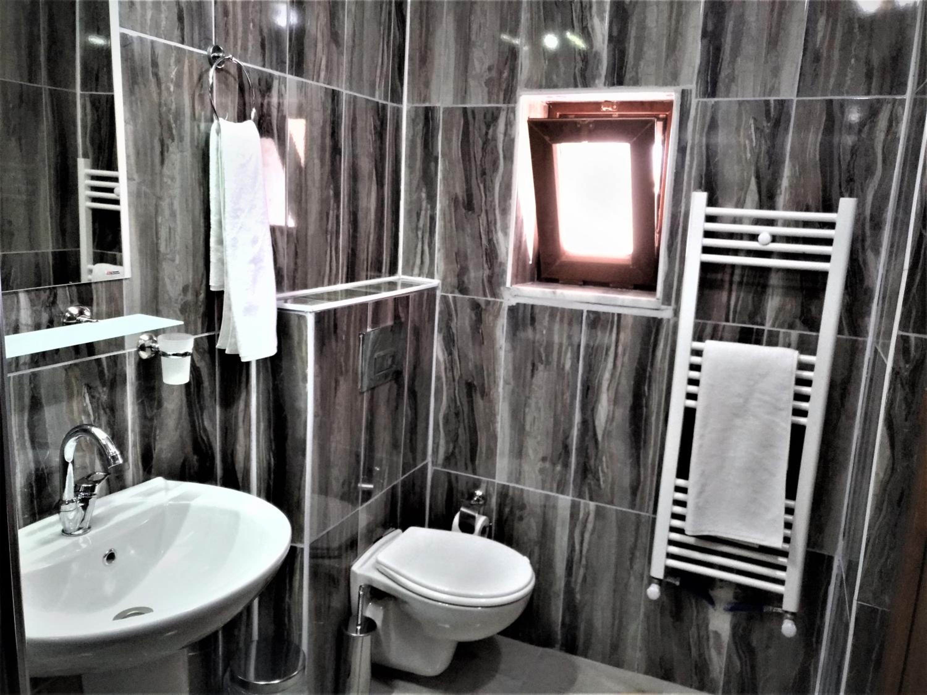 Deluxe Double Room with Fireplace - Photo 14