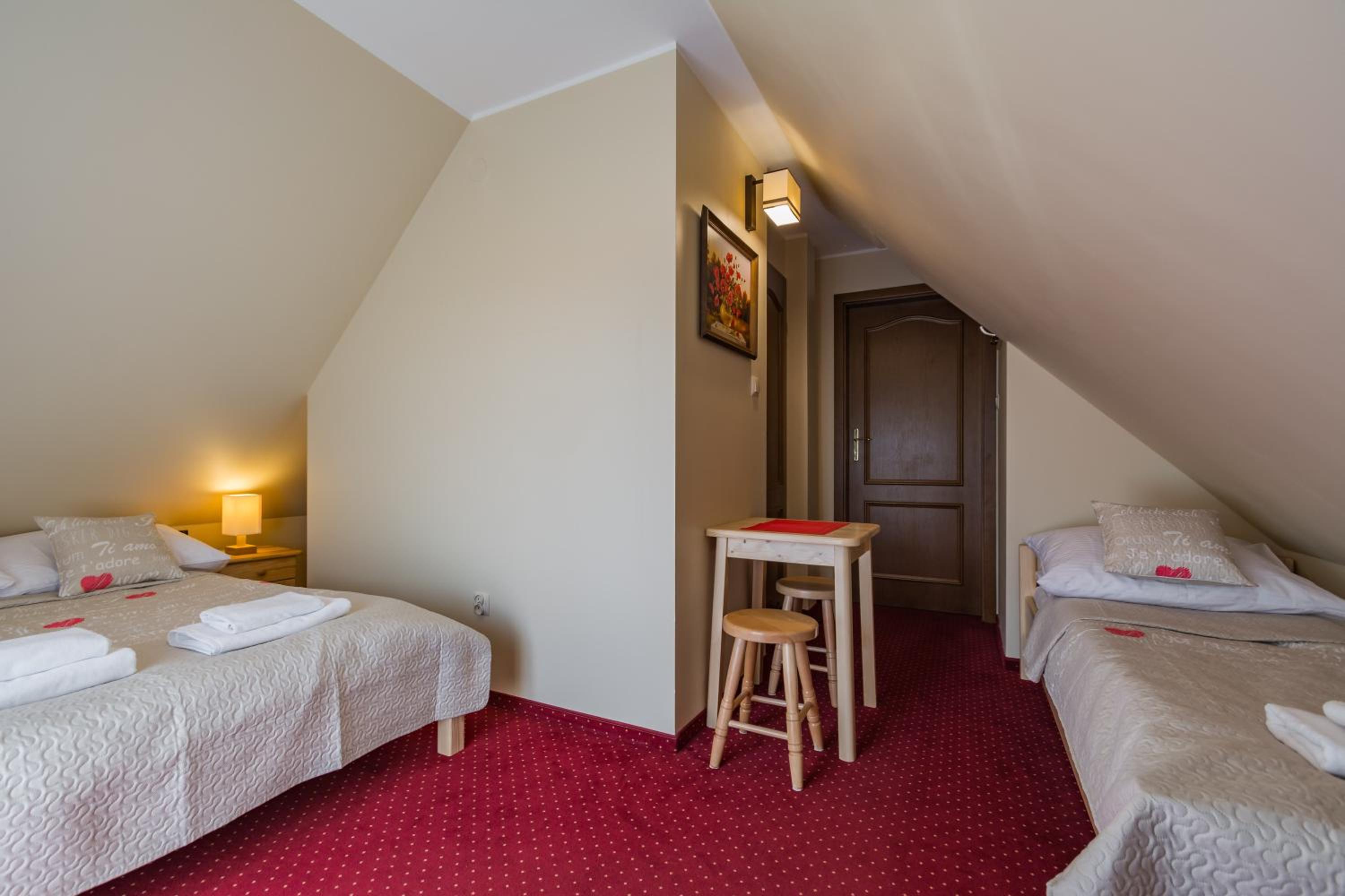 Standard Triple Room photo 2
