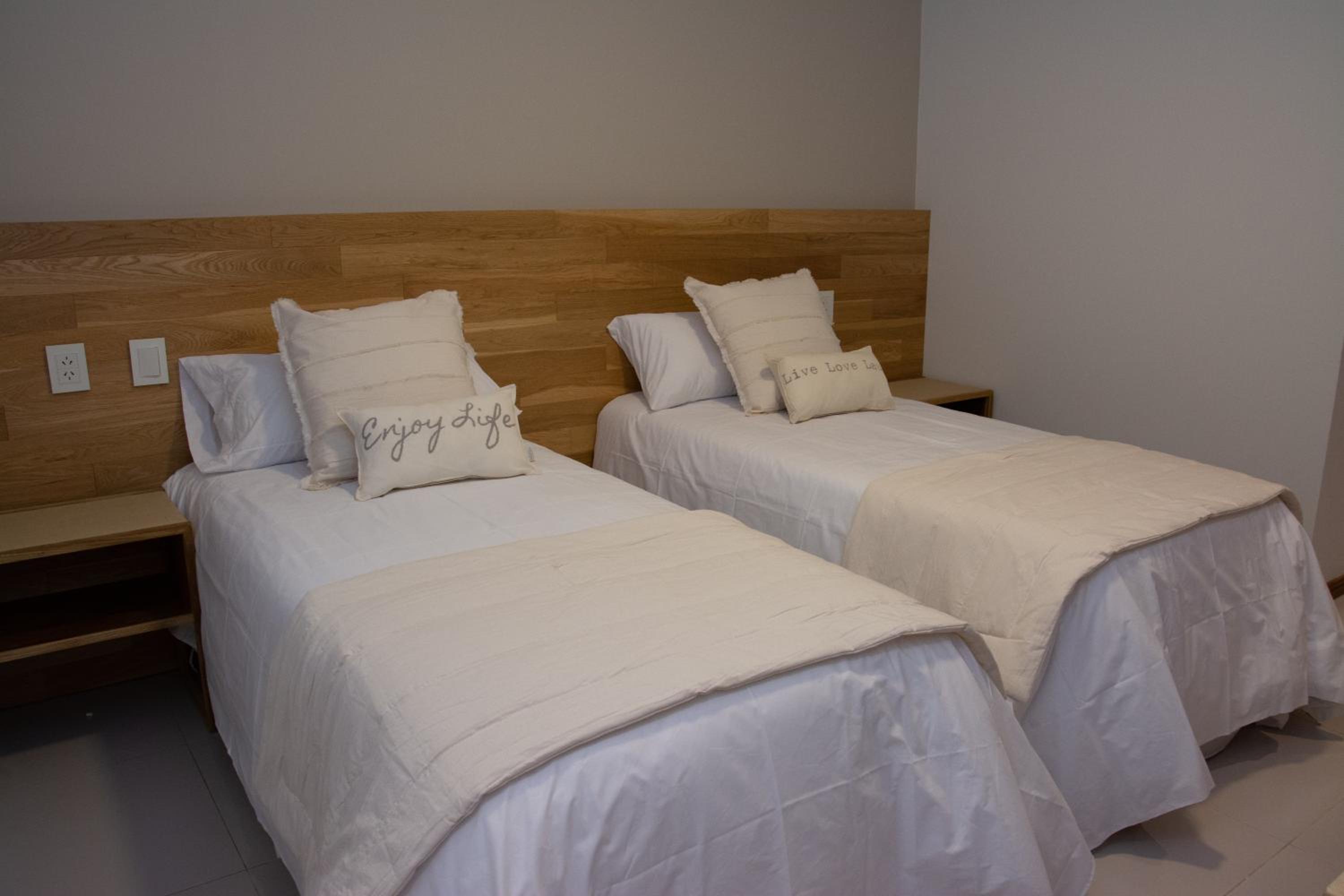 Standard Twin Room photo 1