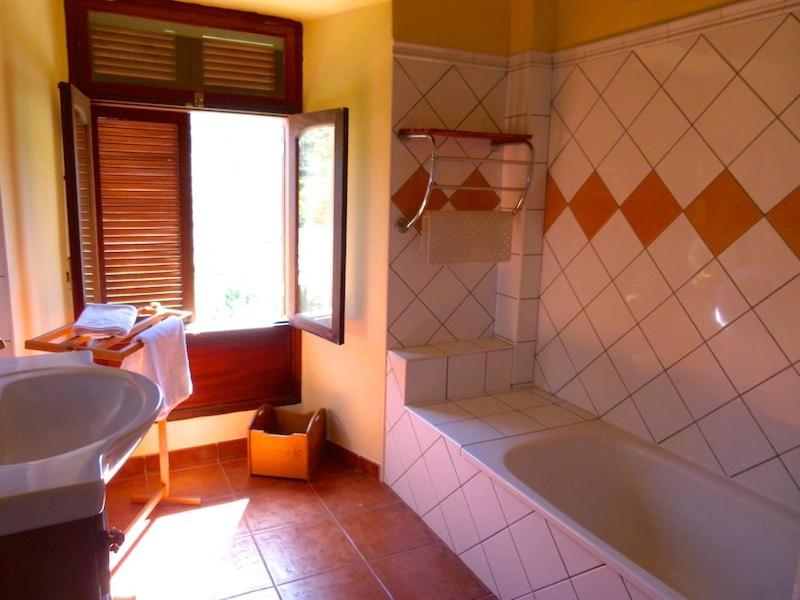 Two-Bedroom House photo 2