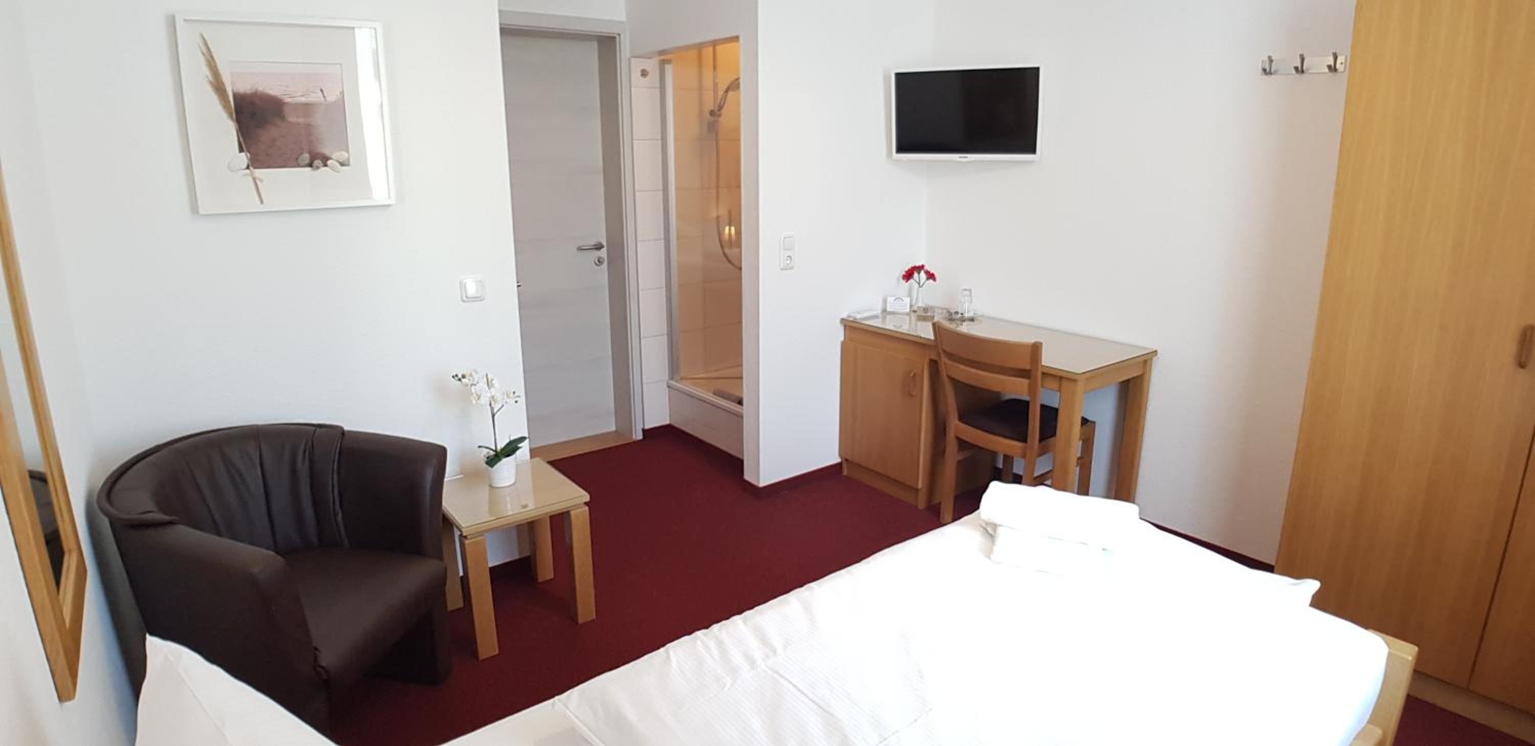 Large Single Room