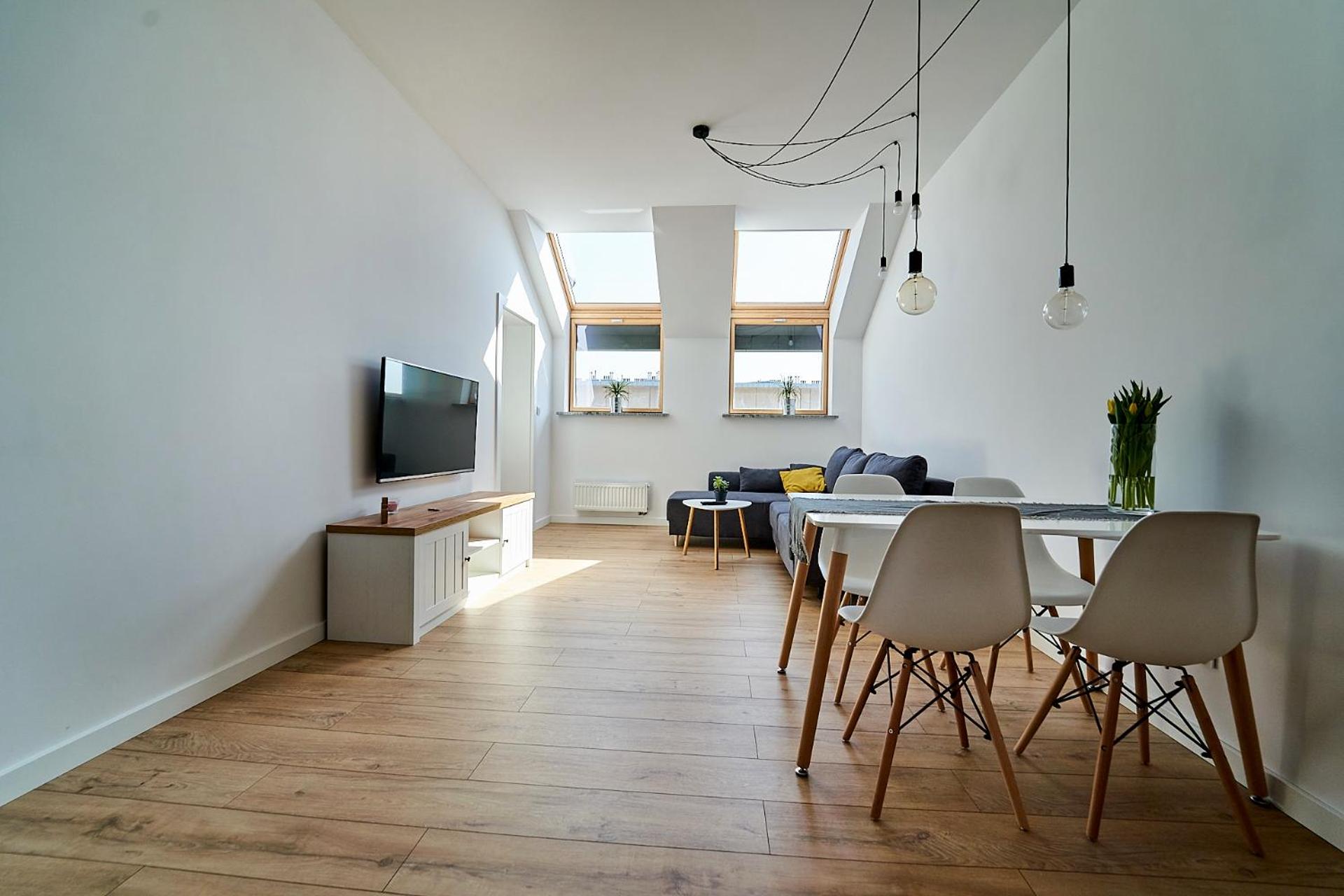 One-Bedroom Apartment - Photo 9