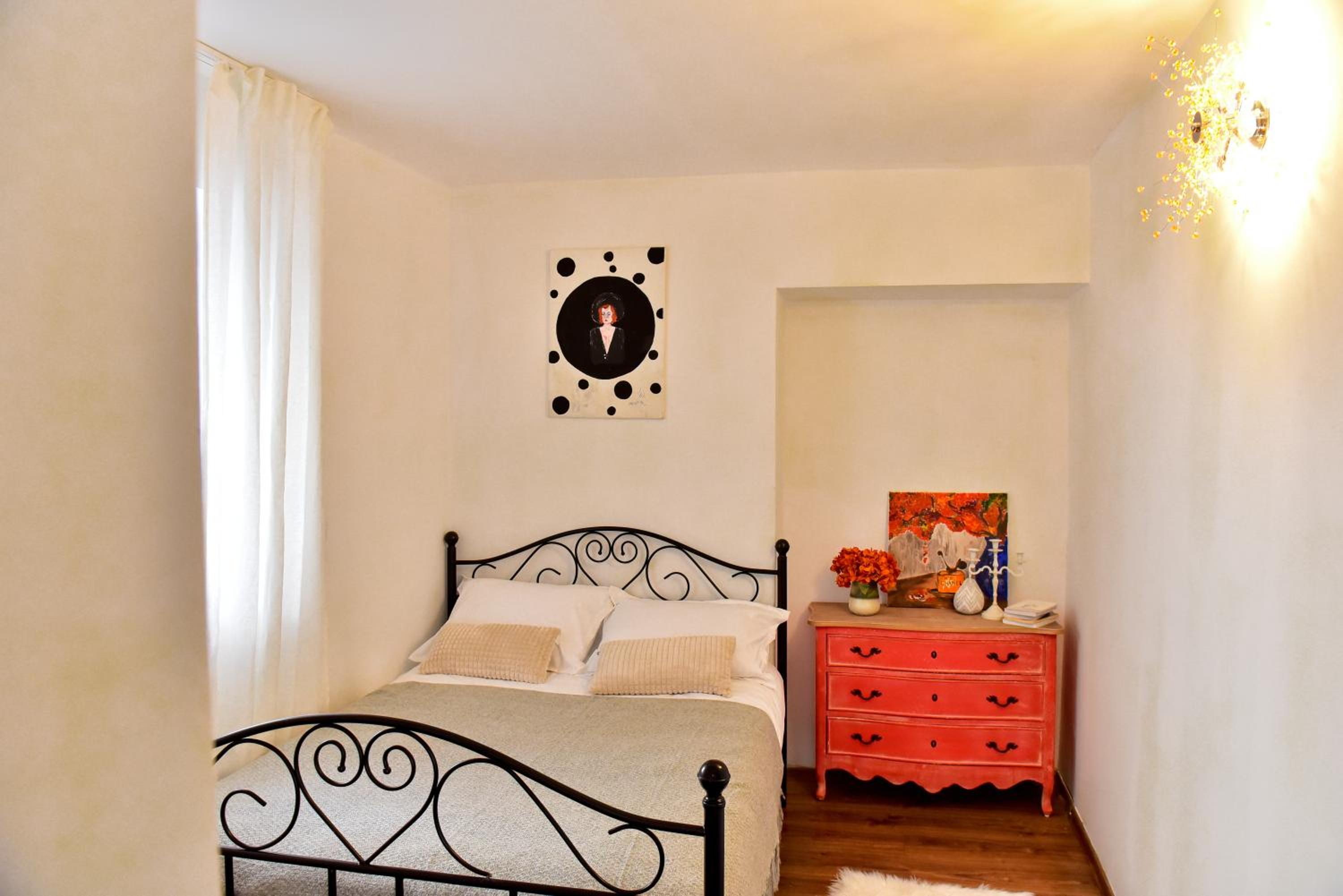 Two-Bedroom Apartment - Photo 18
