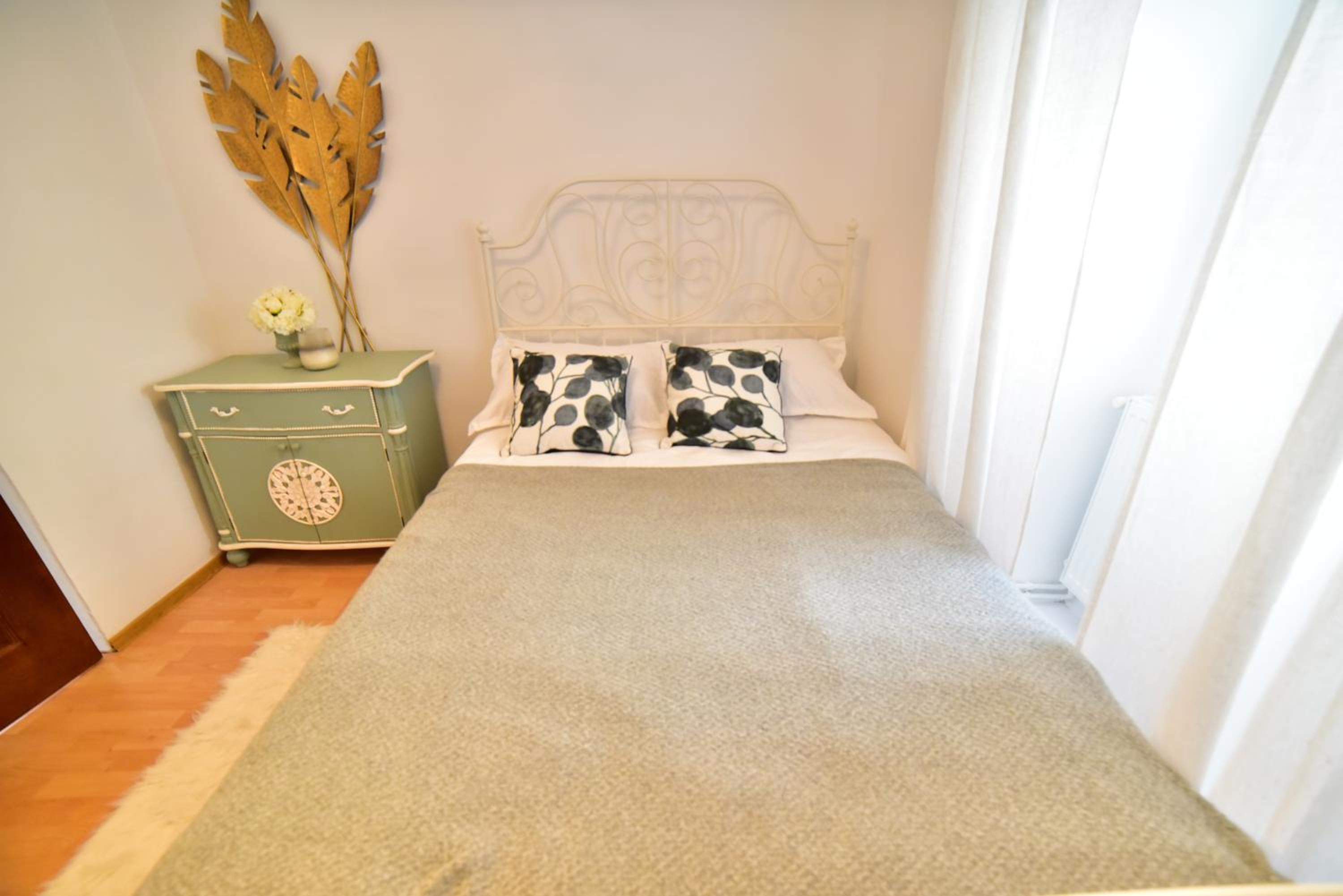Two-Bedroom Apartment - Photo 29