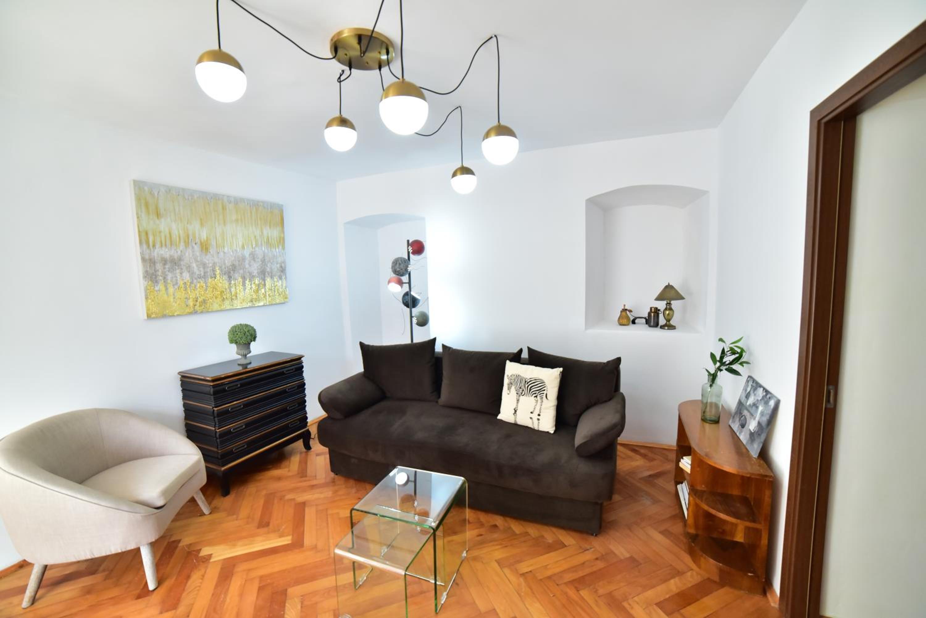Two-Bedroom Apartment - Photo 38