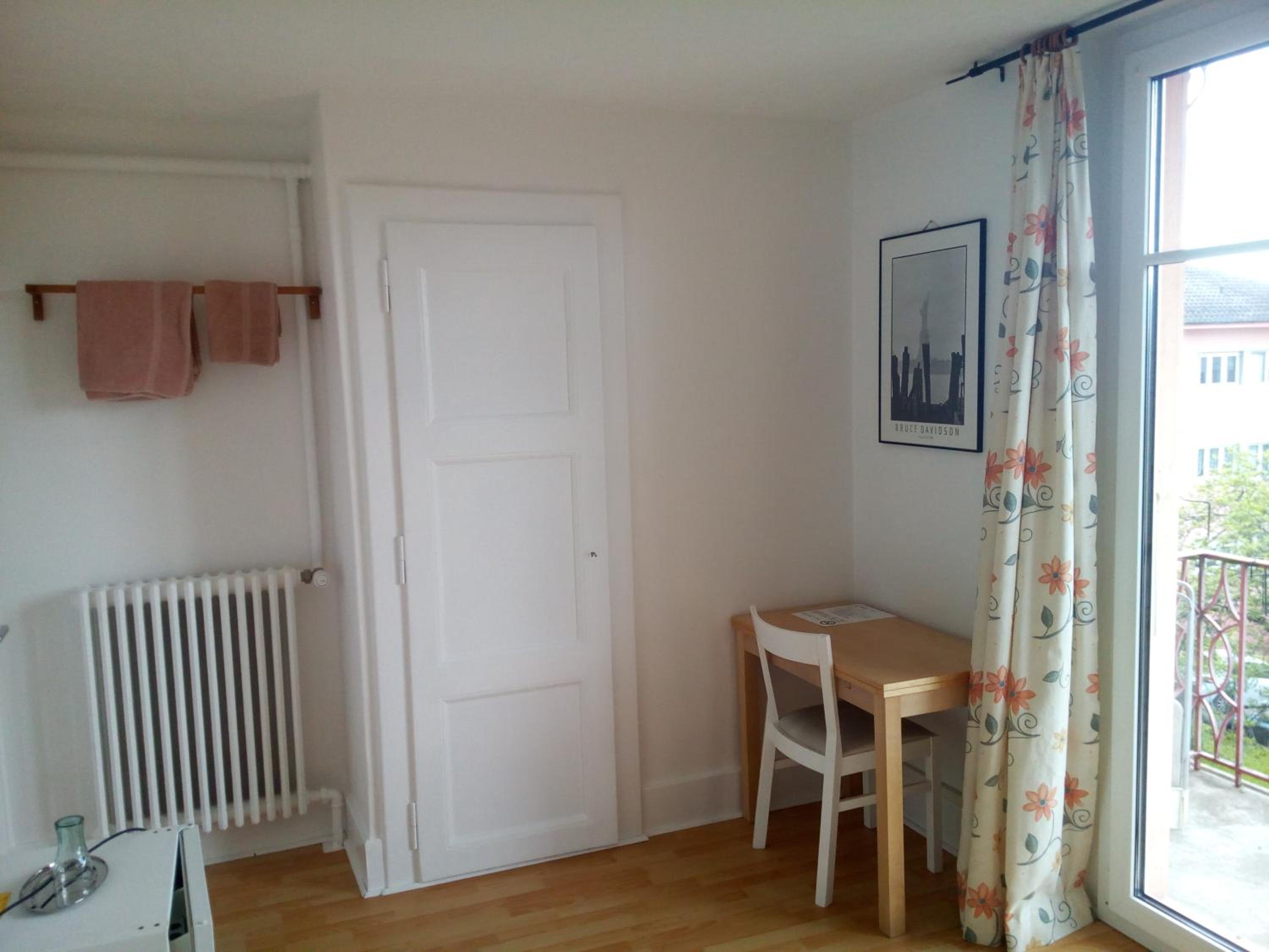 Single Room with Balcony photo 1