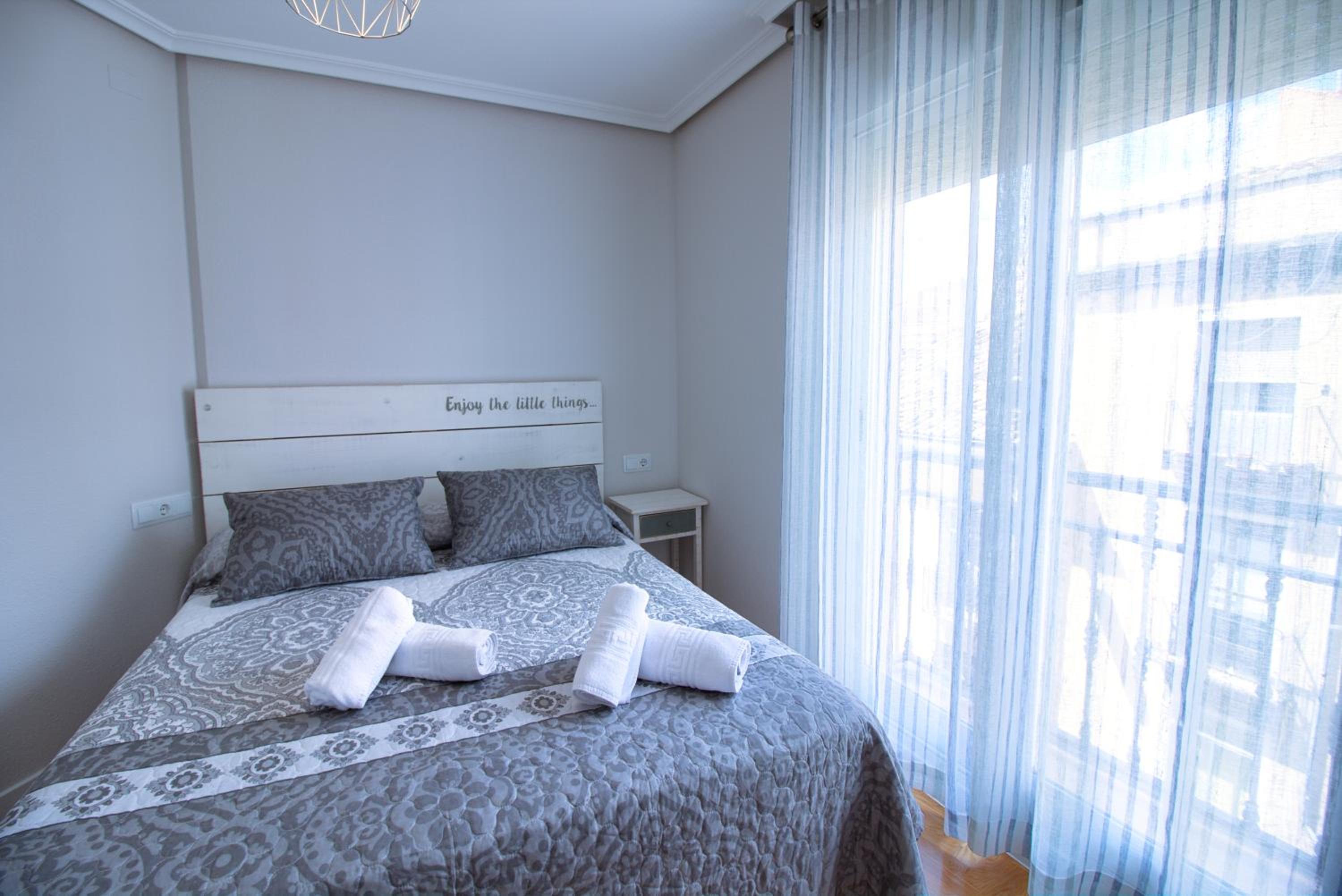 Deluxe Apartment - Photo 9