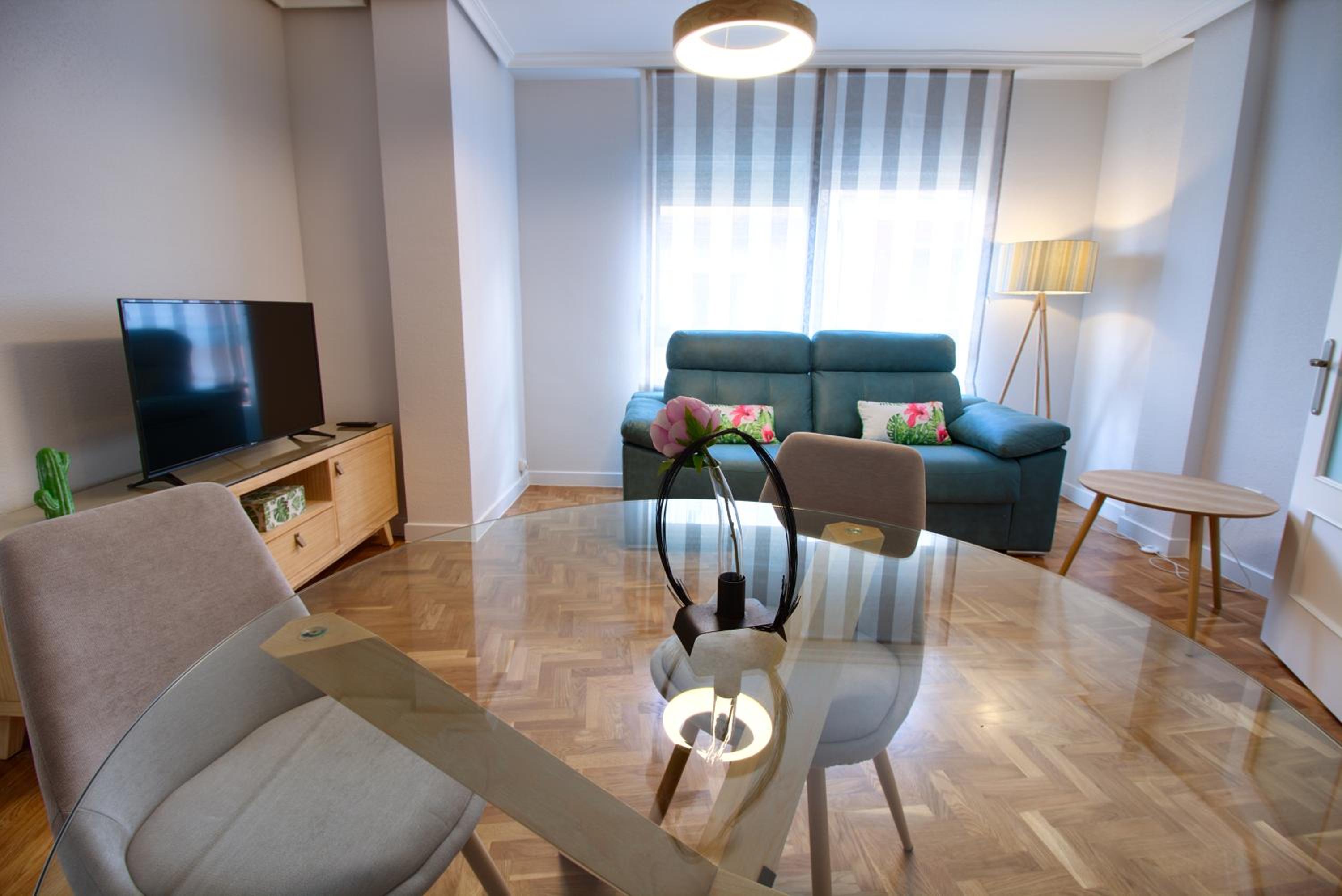 Deluxe Apartment - Photo 11