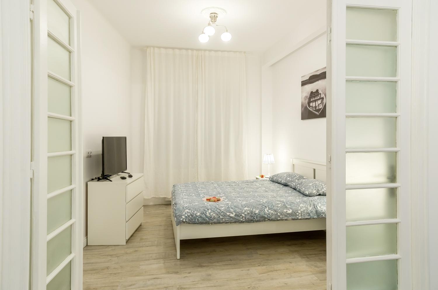 Two-Bedroom Apartment - Photo 19
