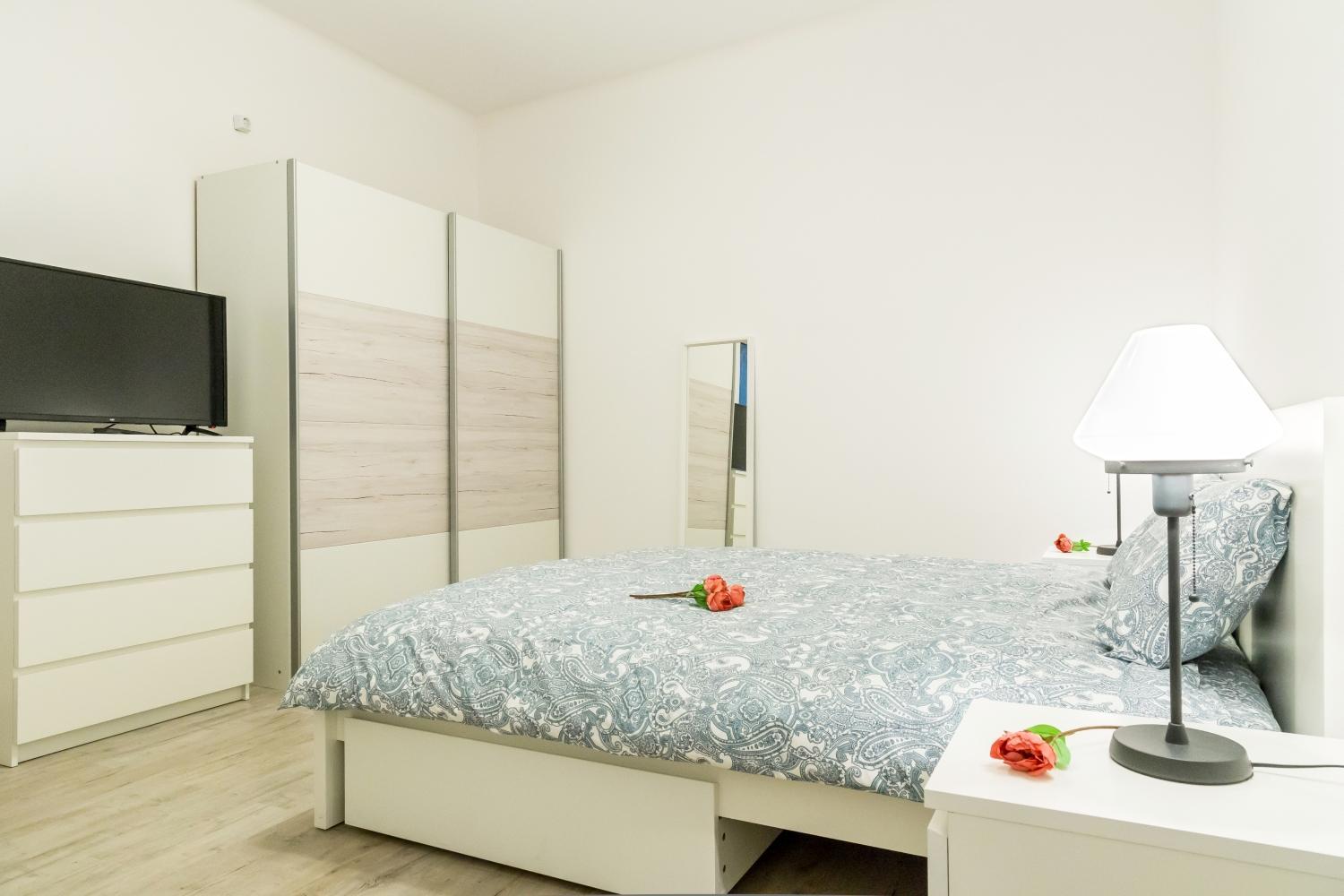 Two-Bedroom Apartment - Photo 18
