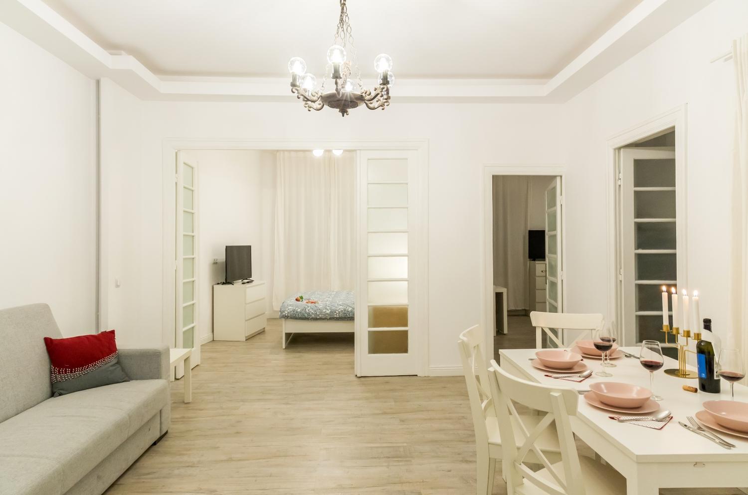 Two-Bedroom Apartment - Photo 16