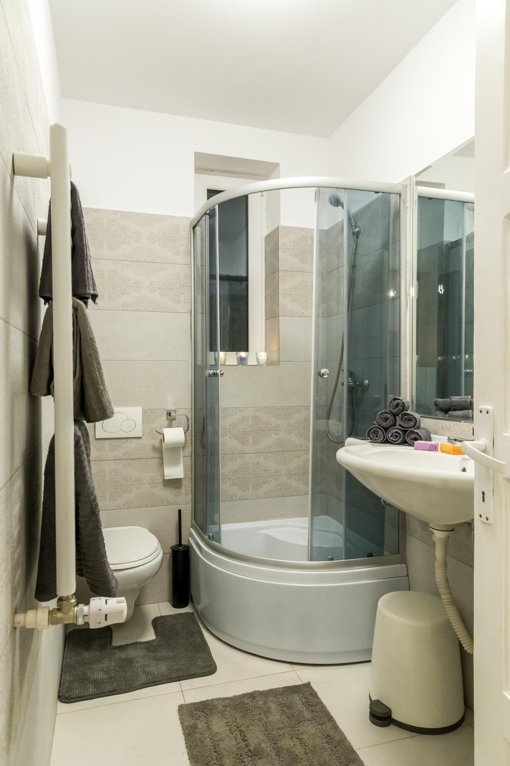Two-Bedroom Apartment - Photo 12
