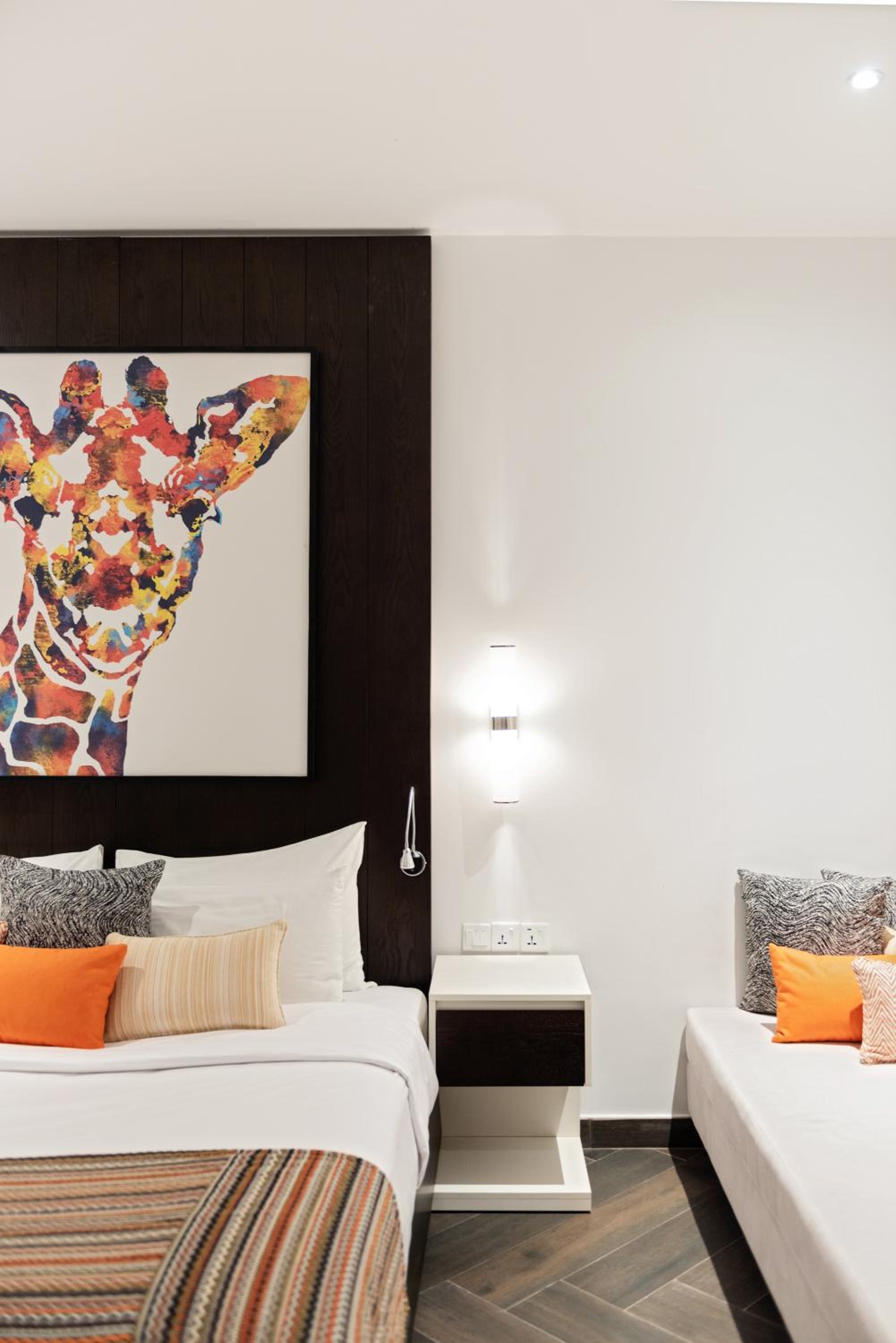 Deluxe Chalet - Includes Complimentary Emirates Park Zoo Entry Tickets — photo 6