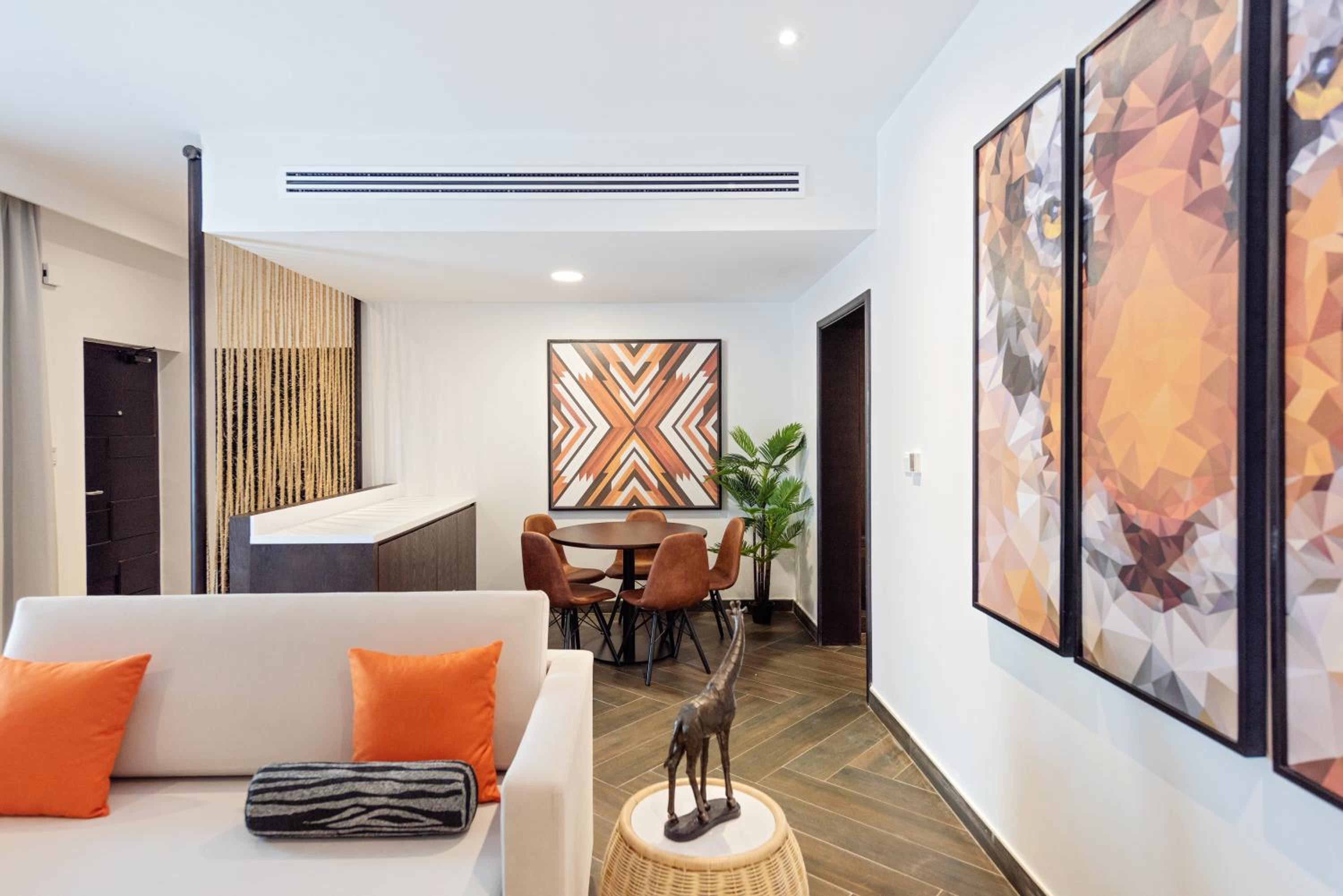 Deluxe Chalet - Includes Complimentary Emirates Park Zoo Entry Tickets — photo 3