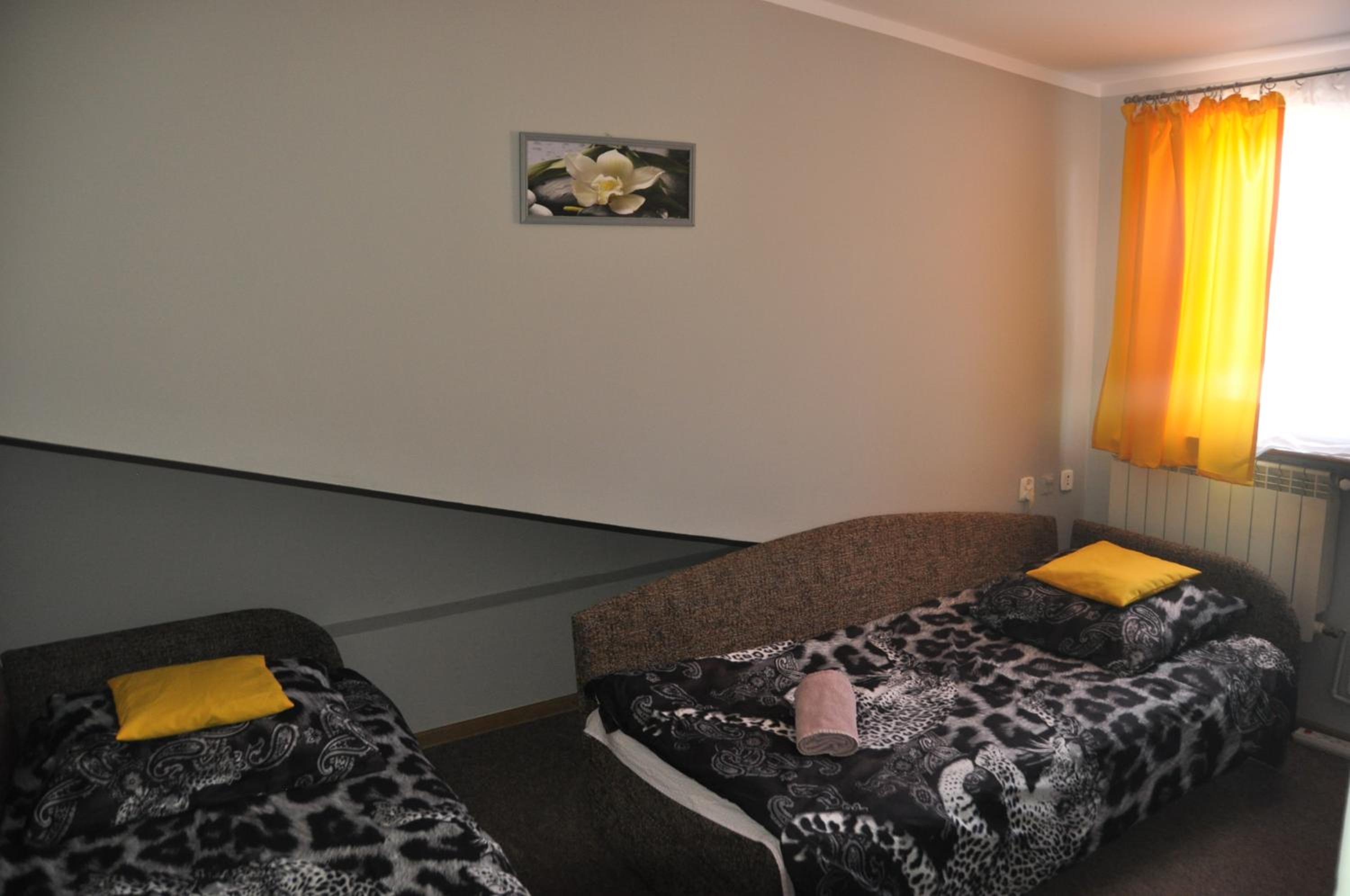 Double Room with Private Bathroom - Photo 1