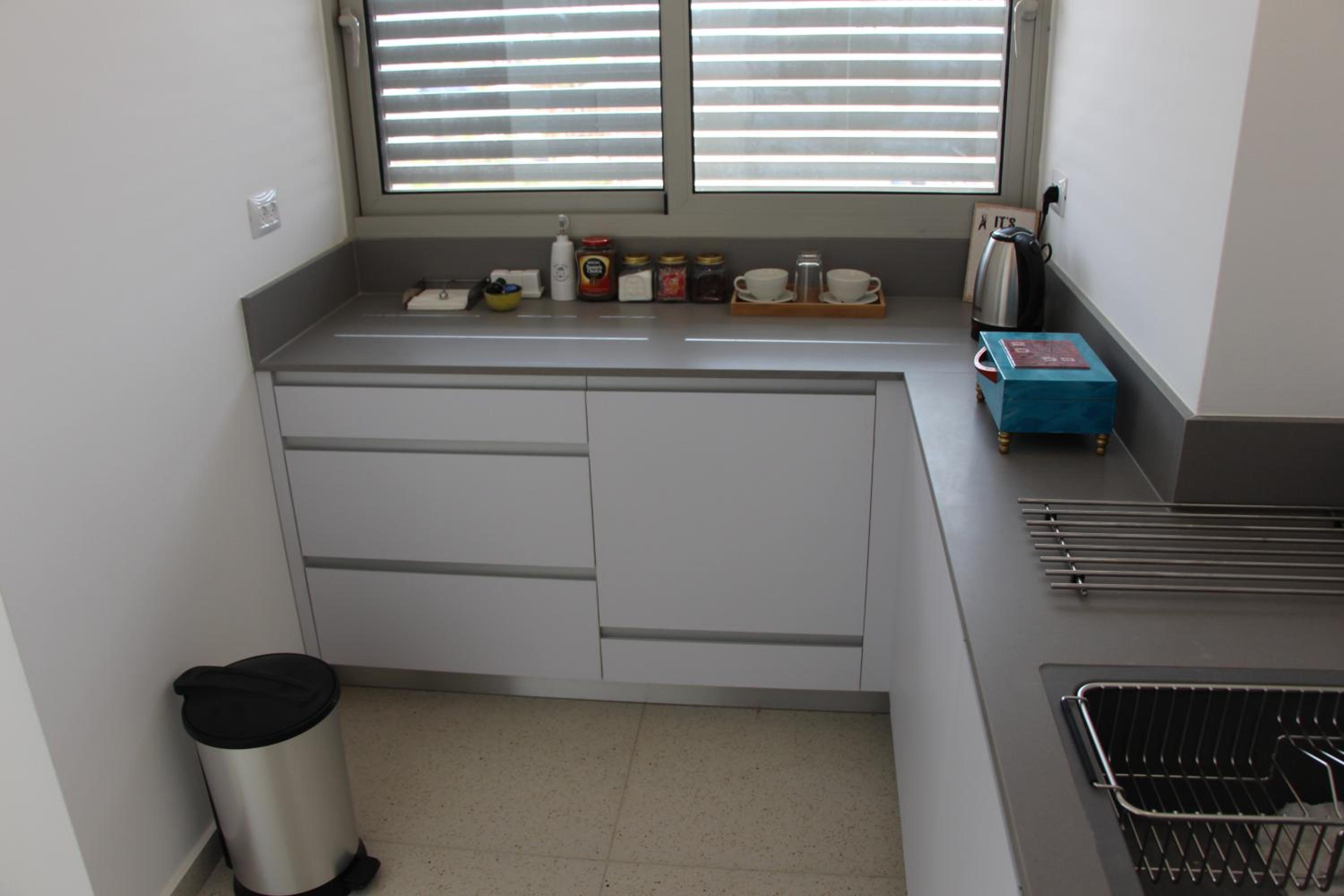One-Bedroom Apartment - Photo 8