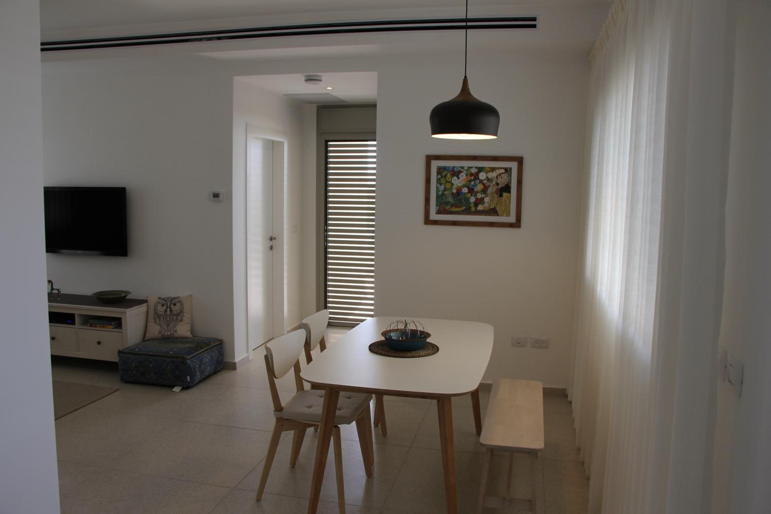 One-Bedroom Apartment - Photo 9