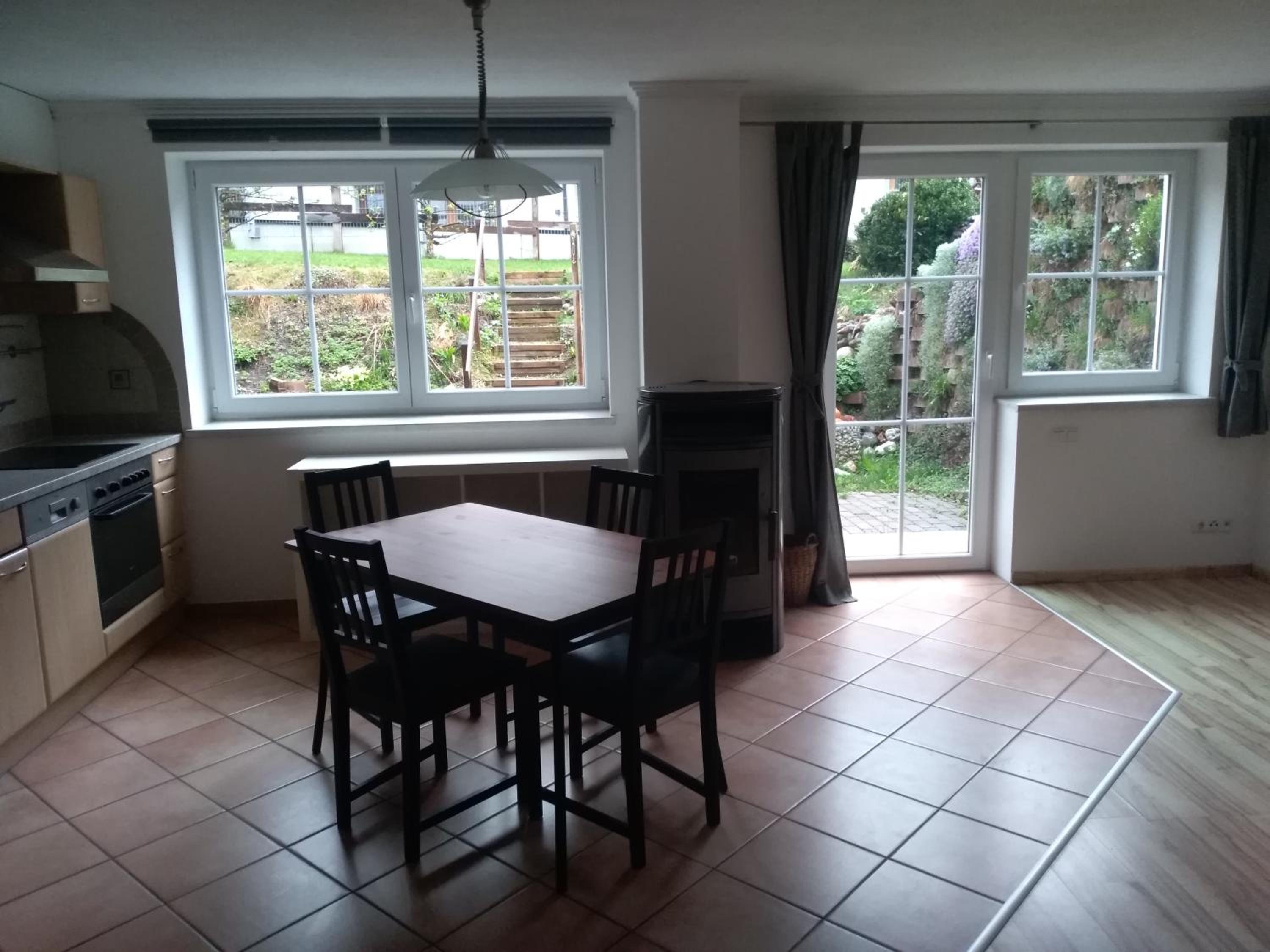One-Bedroom Apartment - Photo 12