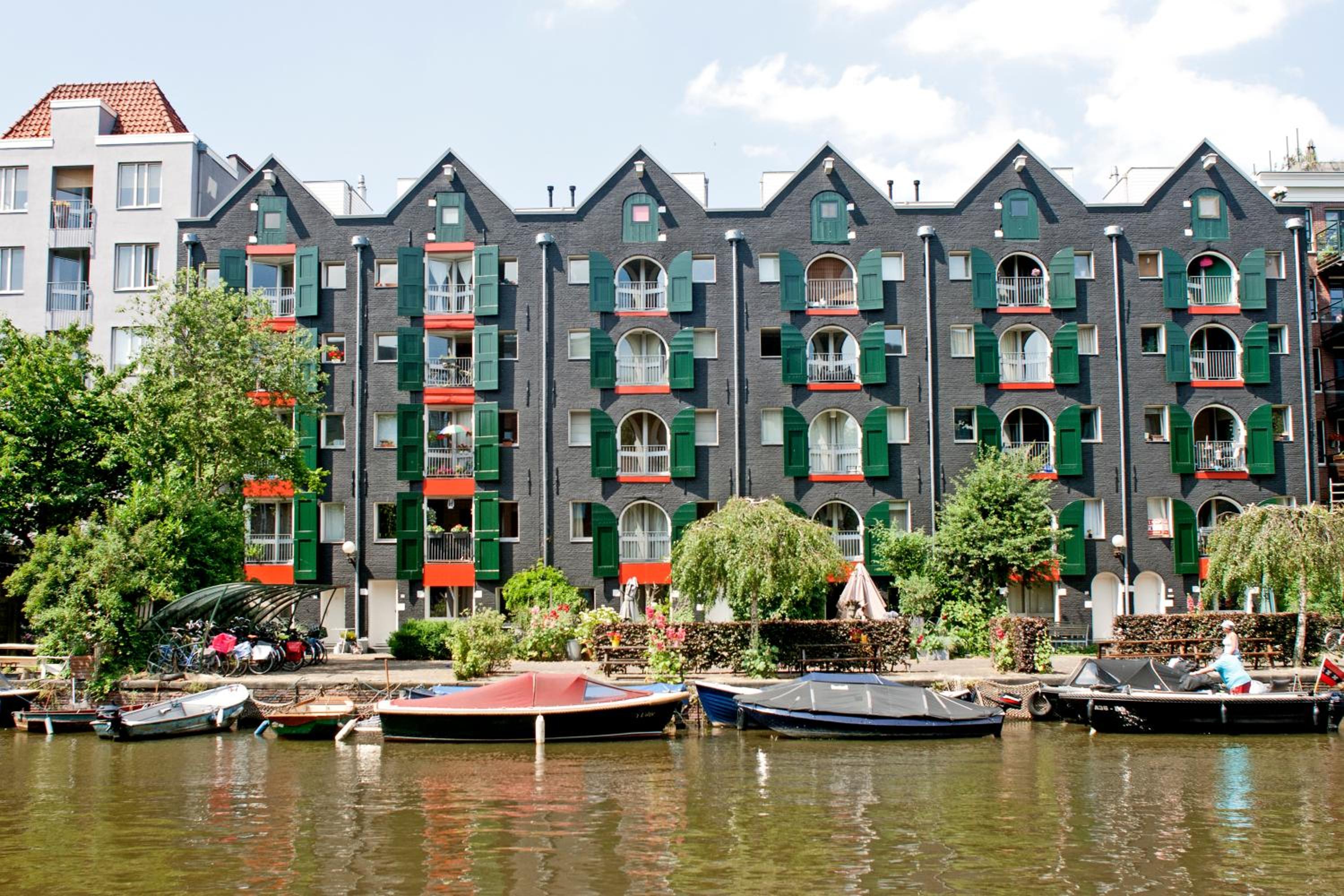 Premium Room with Canal View and Double Bed