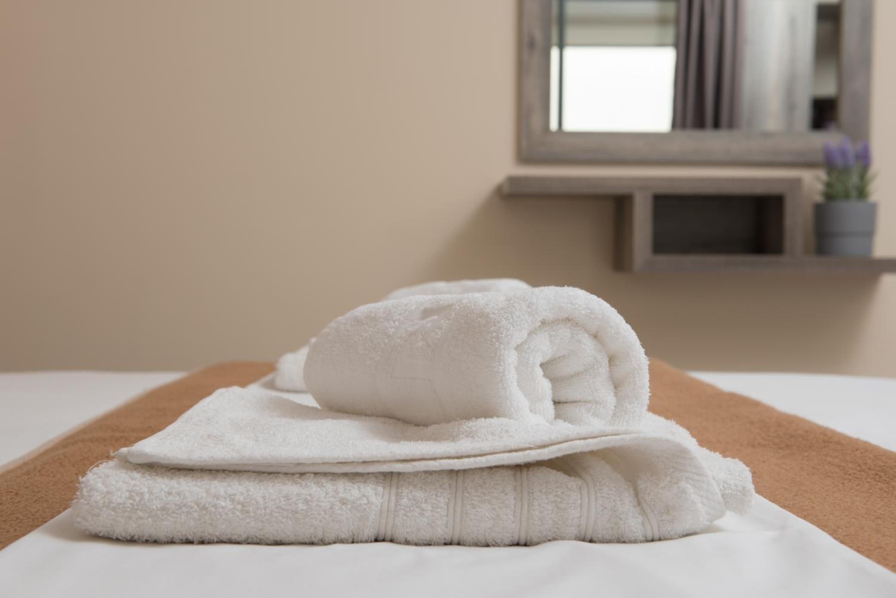 Deluxe Double Room with Sea View - Photo 4