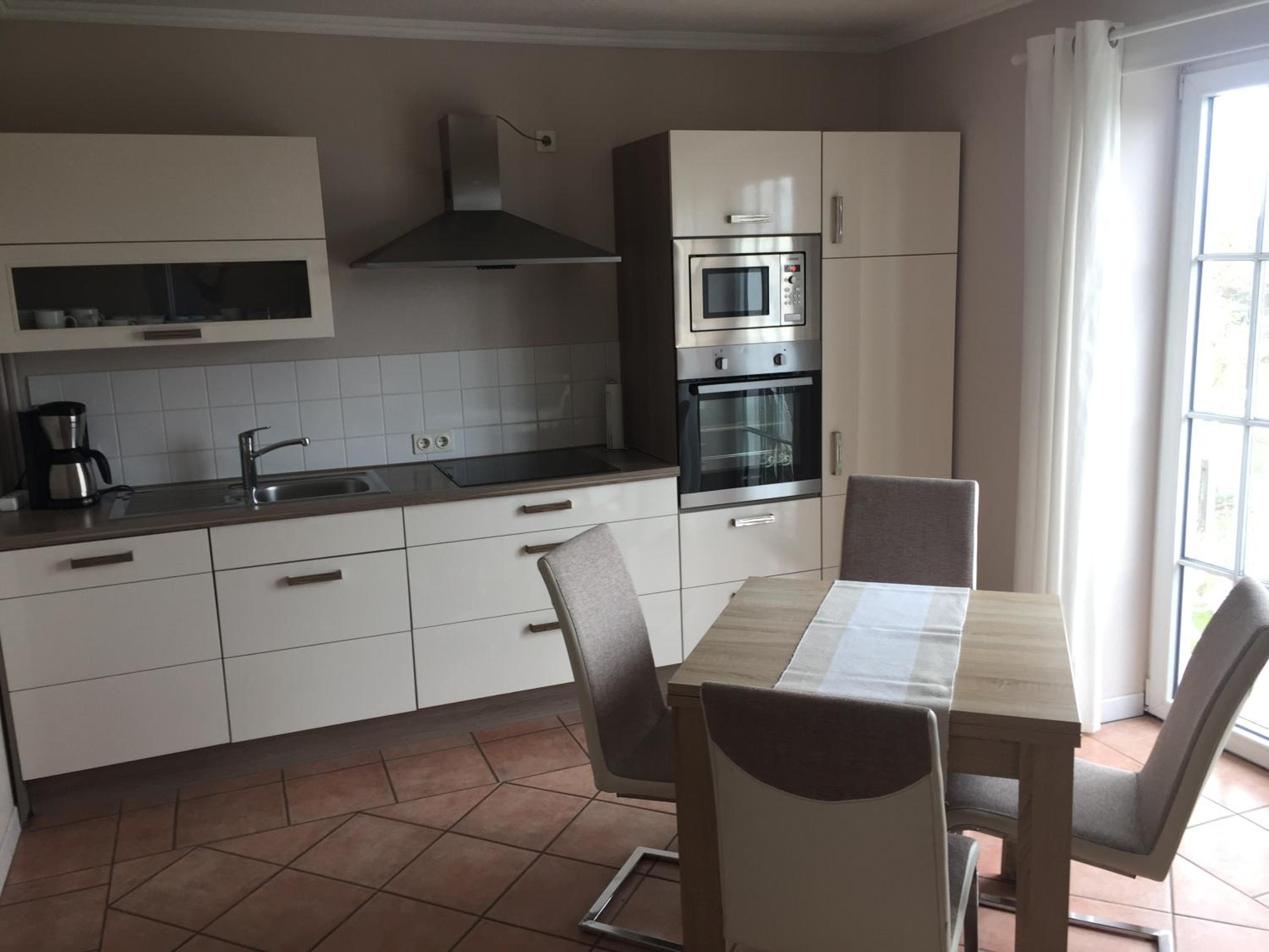 Apartment with Garden View - Photo 11