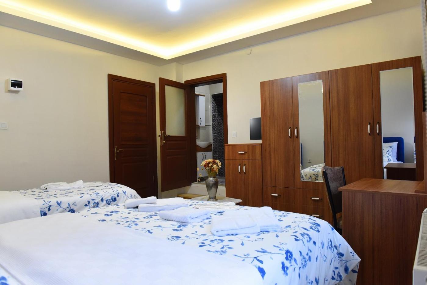 Triple Room with Garden View - Photo 5