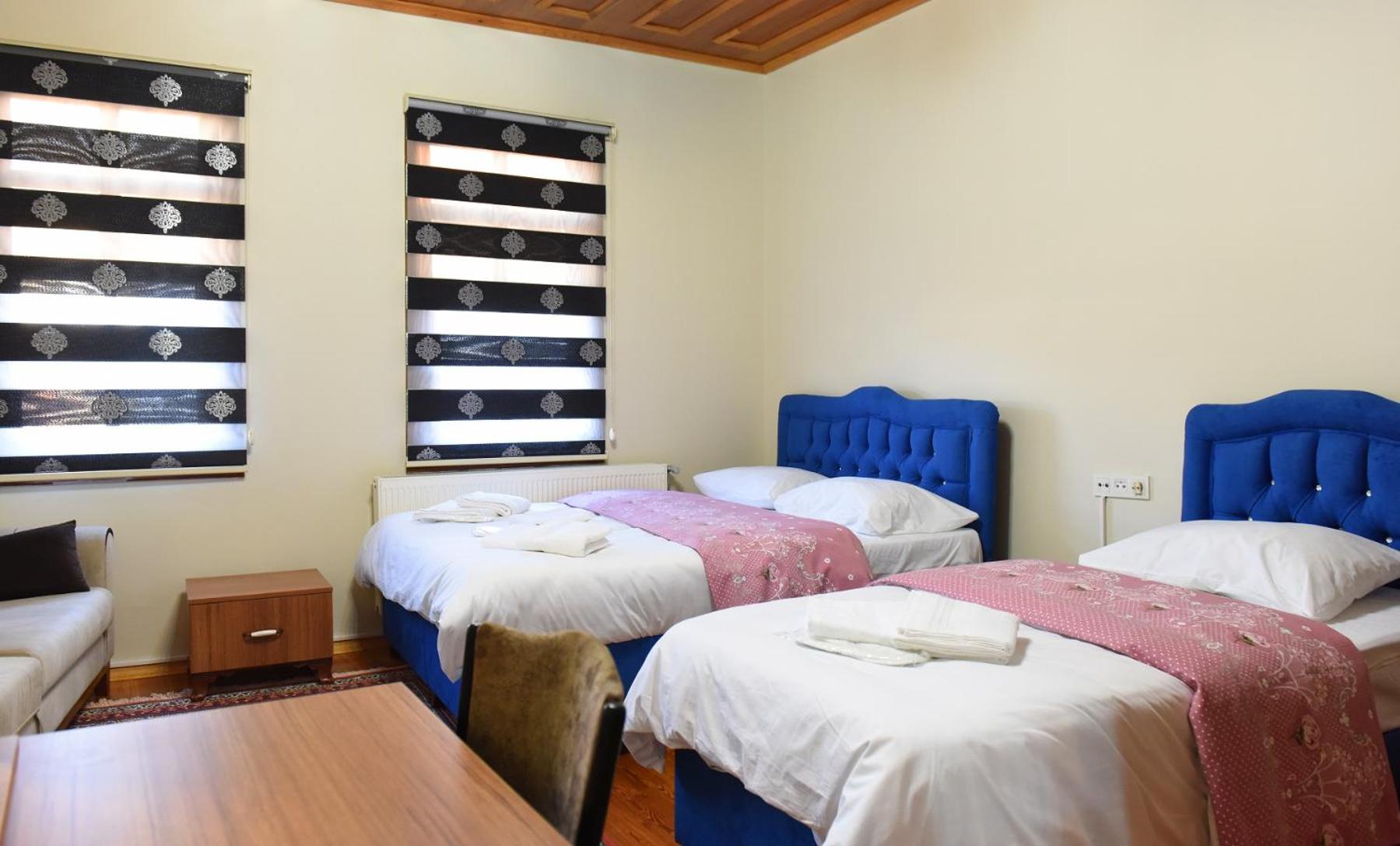 Triple Room - Photo 1