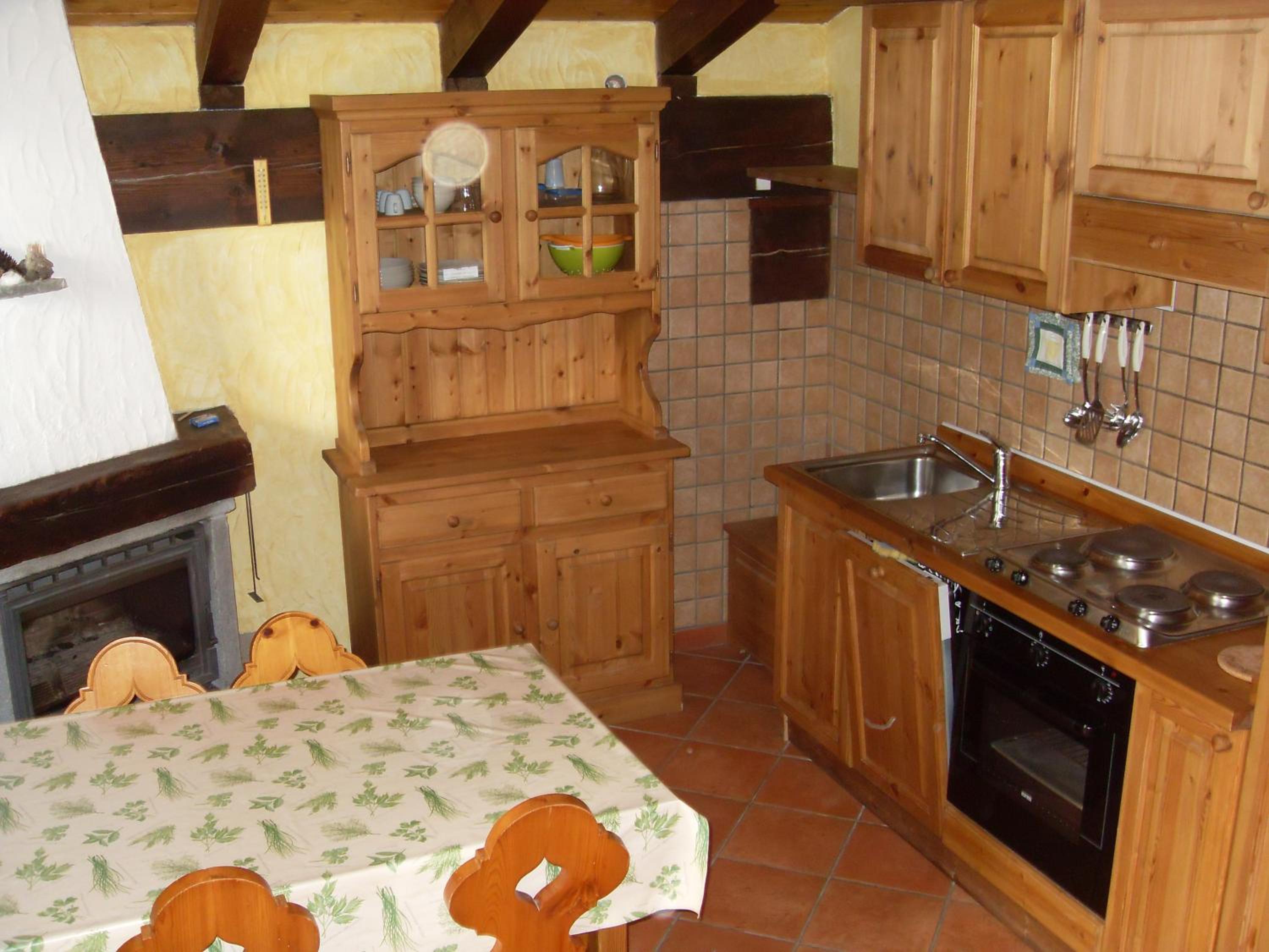 One-Bedroom Apartment (2-4 Adults)  photo 2