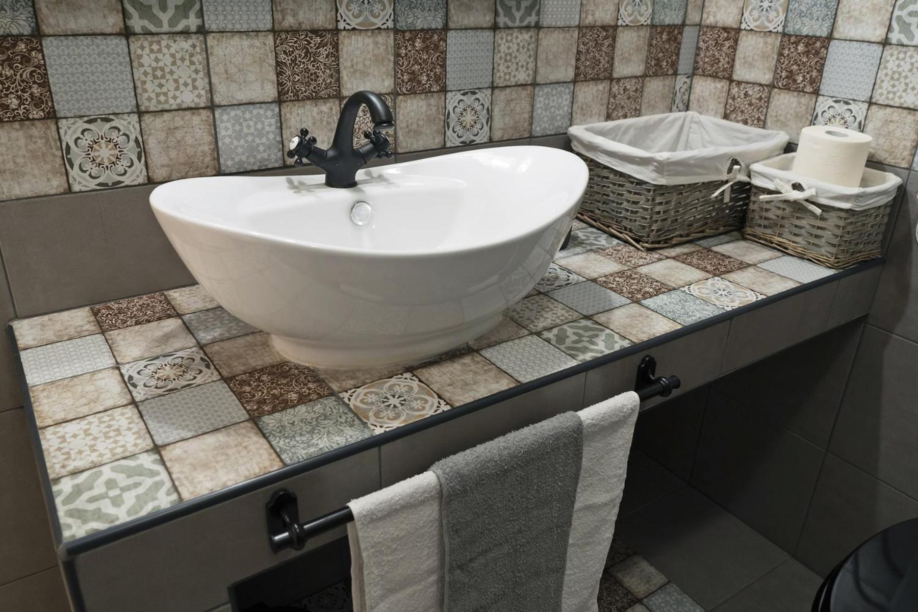 Studio Apartment - Photo 15