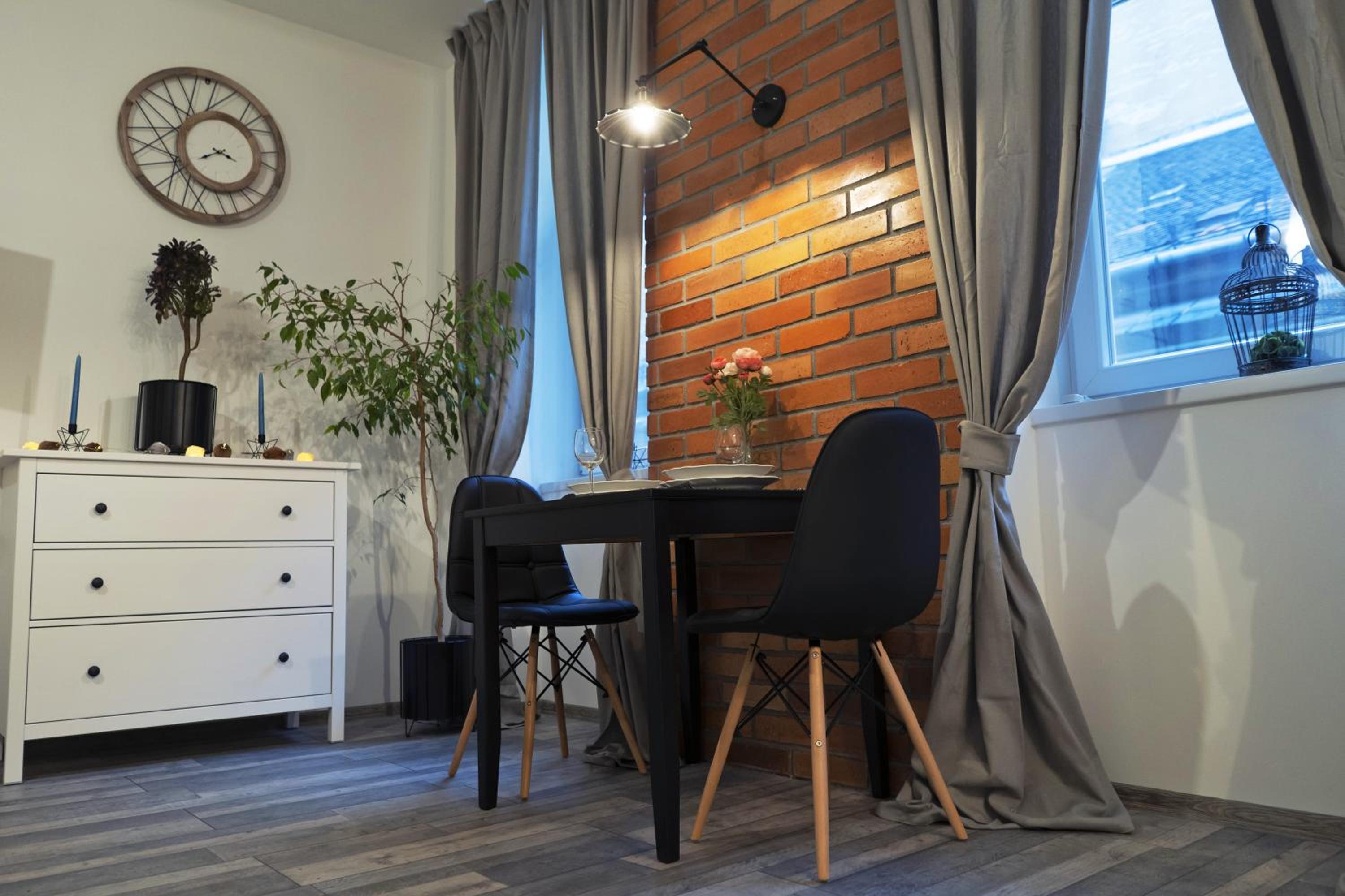 Studio Apartment - Photo 20