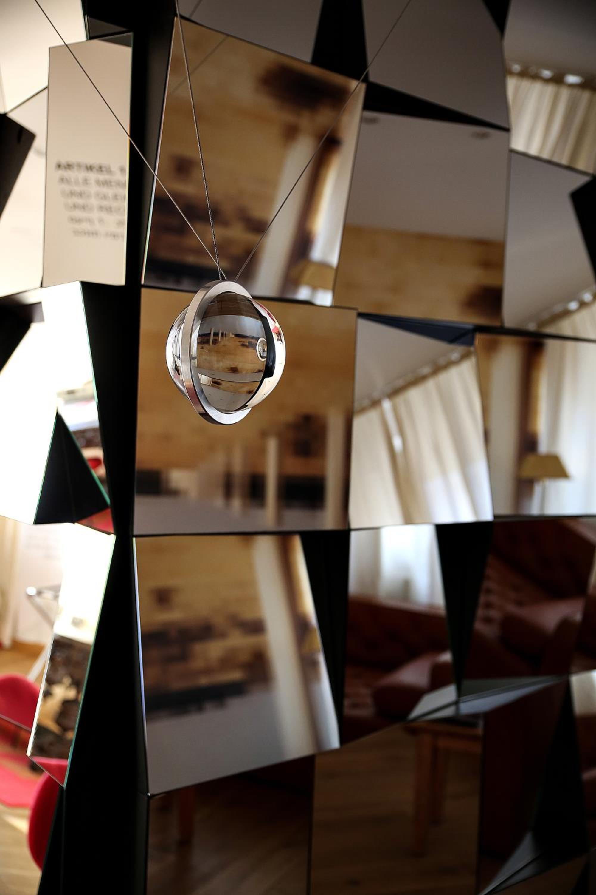 Suite - Photo 2