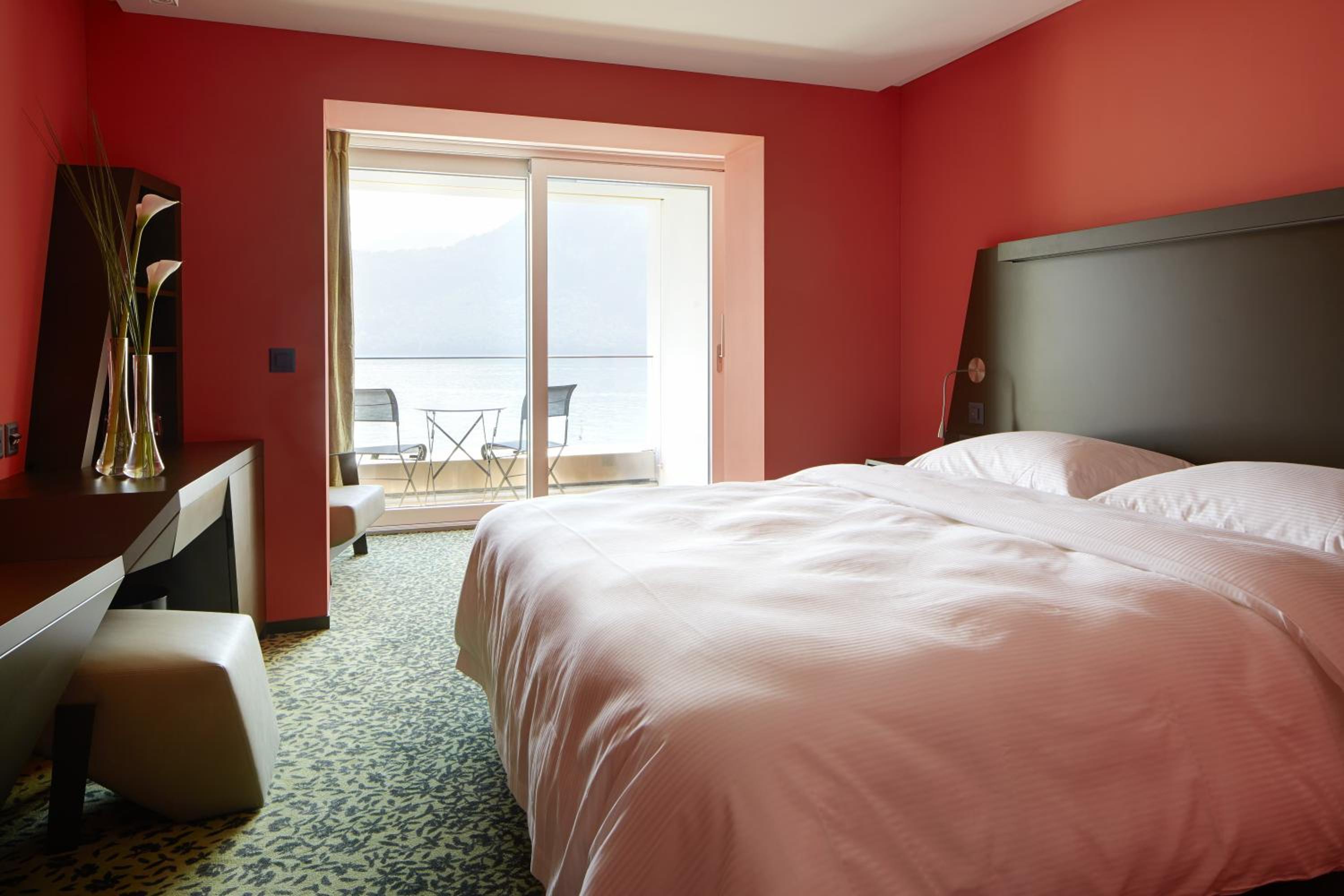 Superior Double Room with Lake View - Photo 8