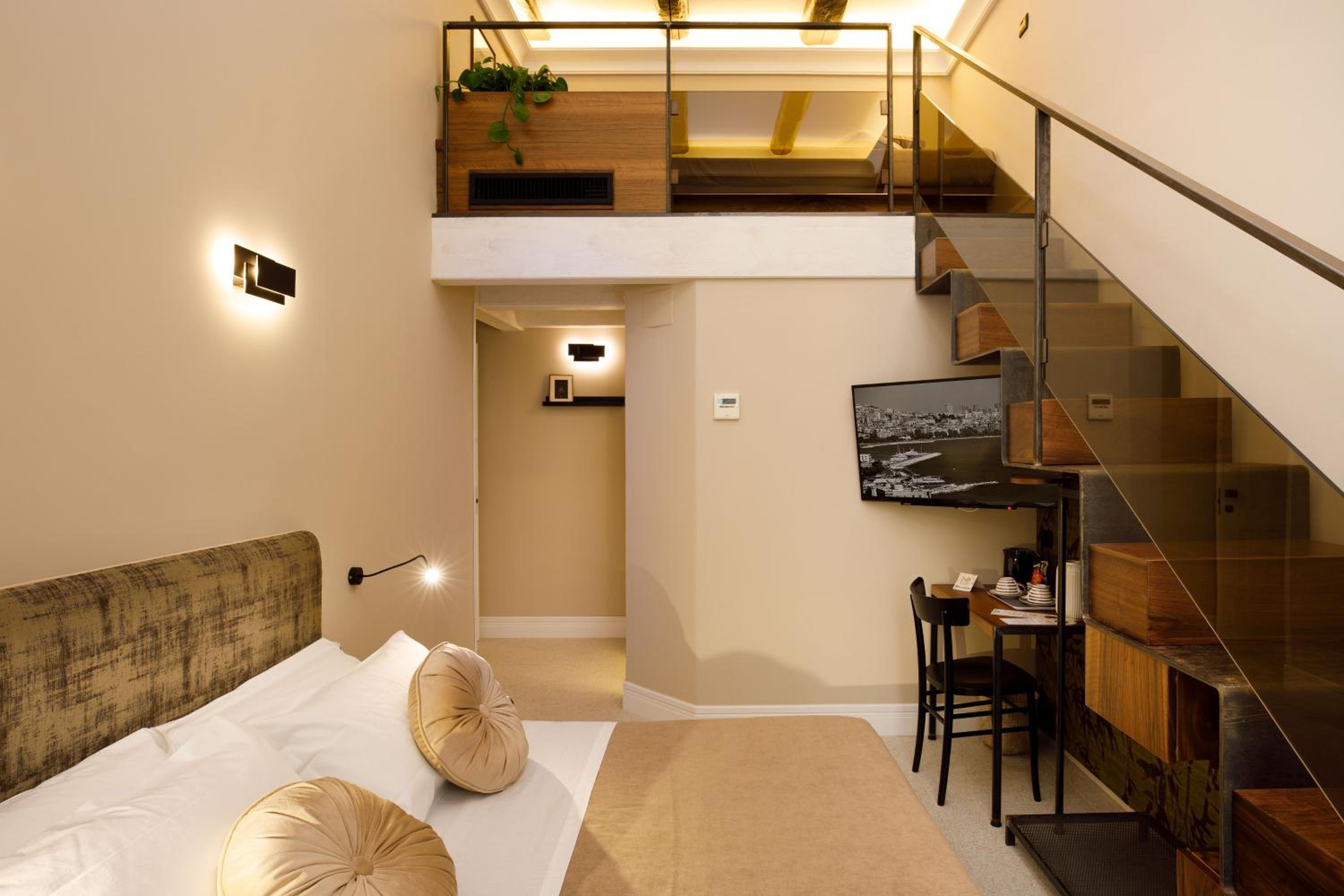 Economy Triple Room with Balcony