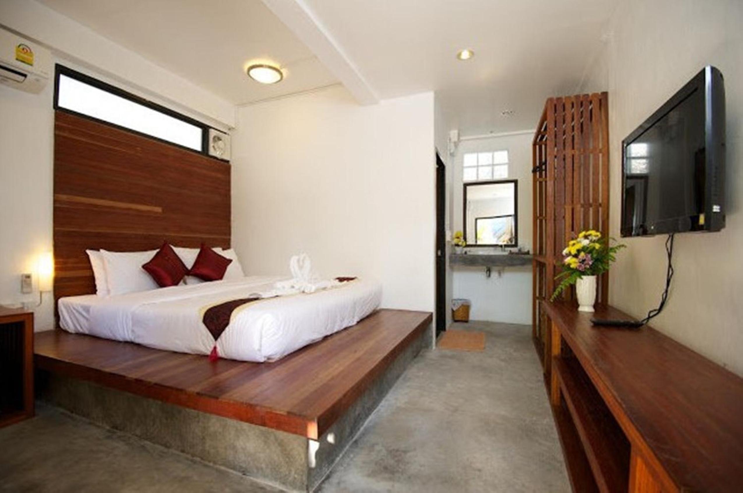 Standard Double Room photo 3