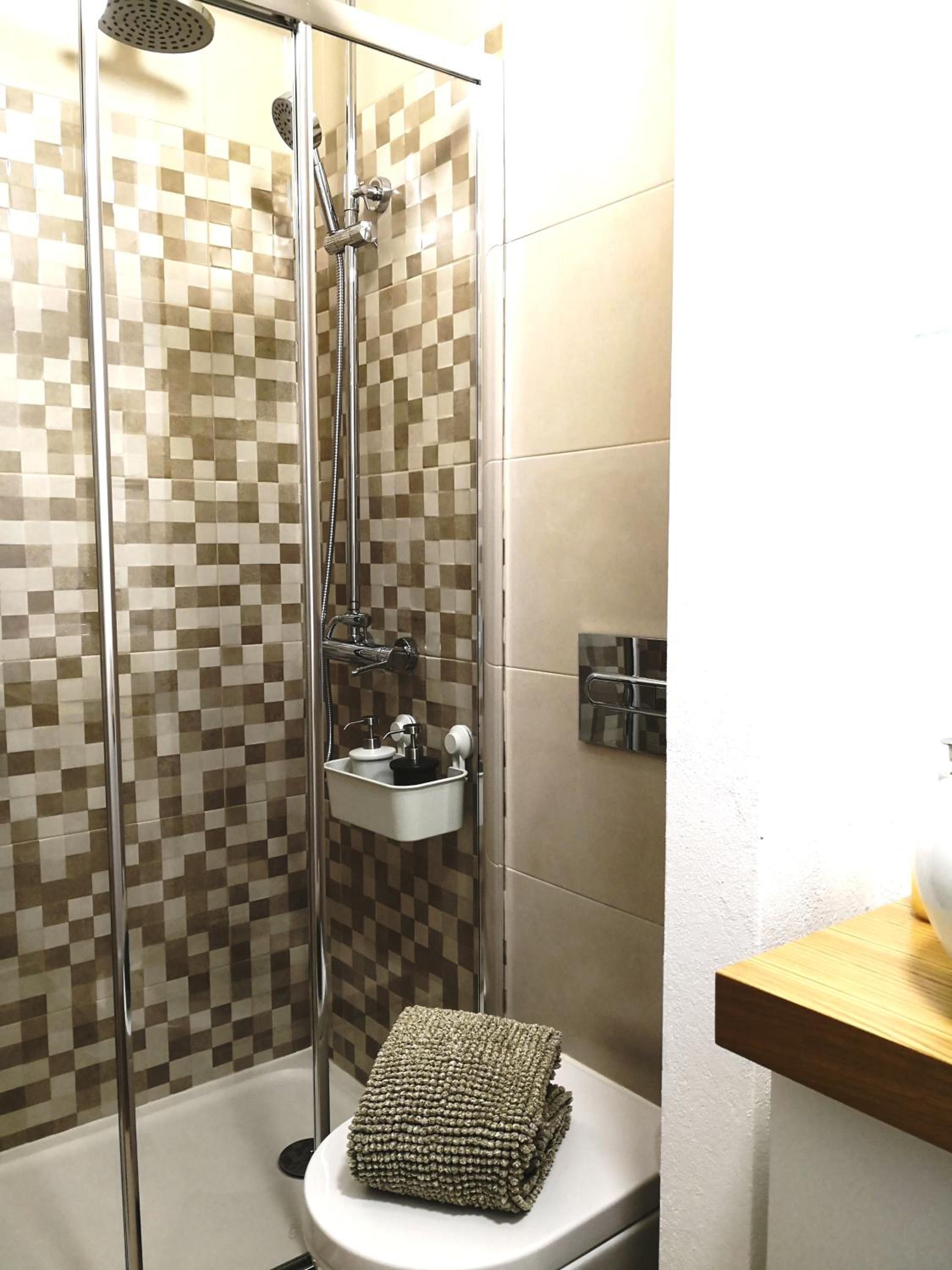 Double Room - Photo 6