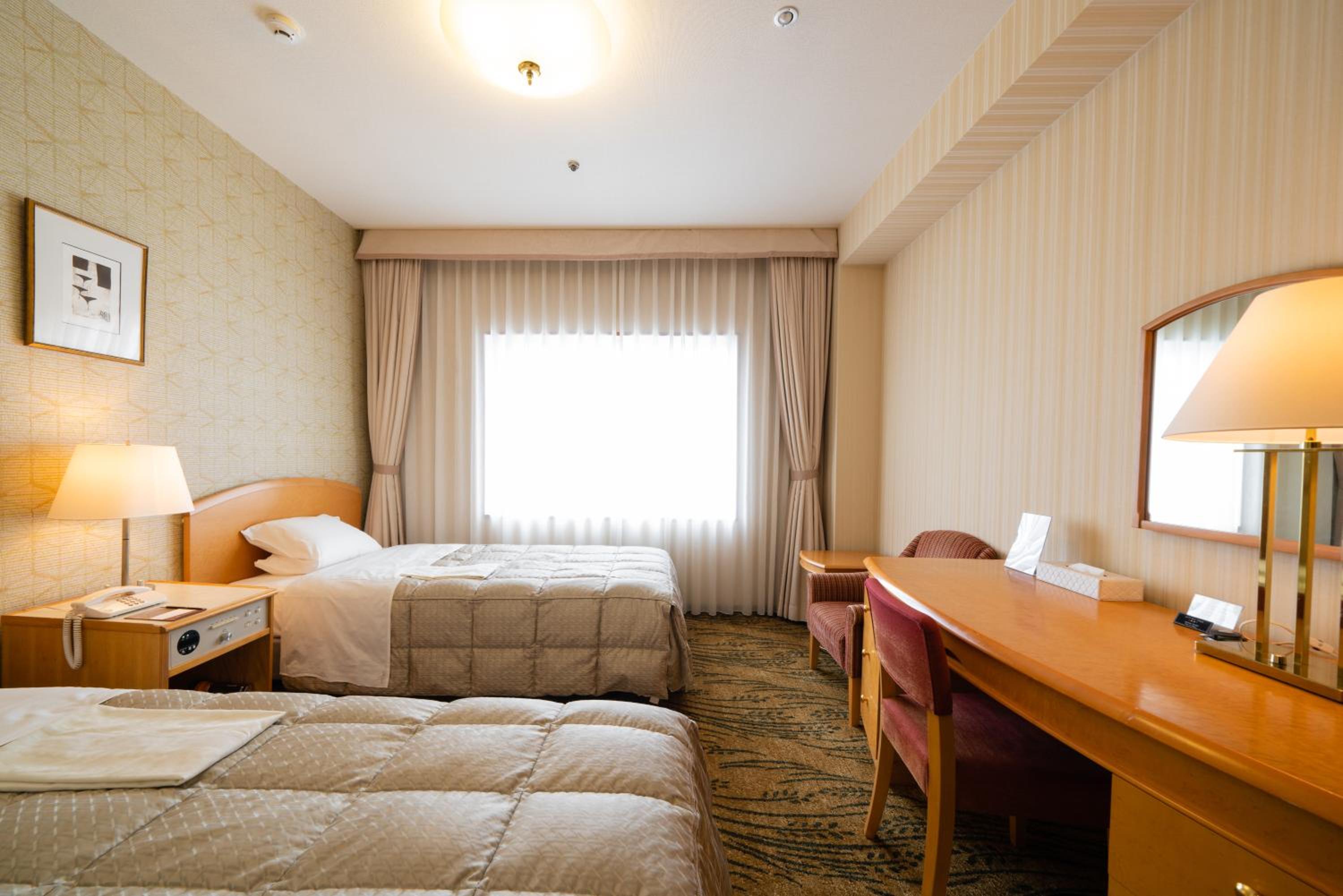 Economy Twin Room - Smoking photo 3