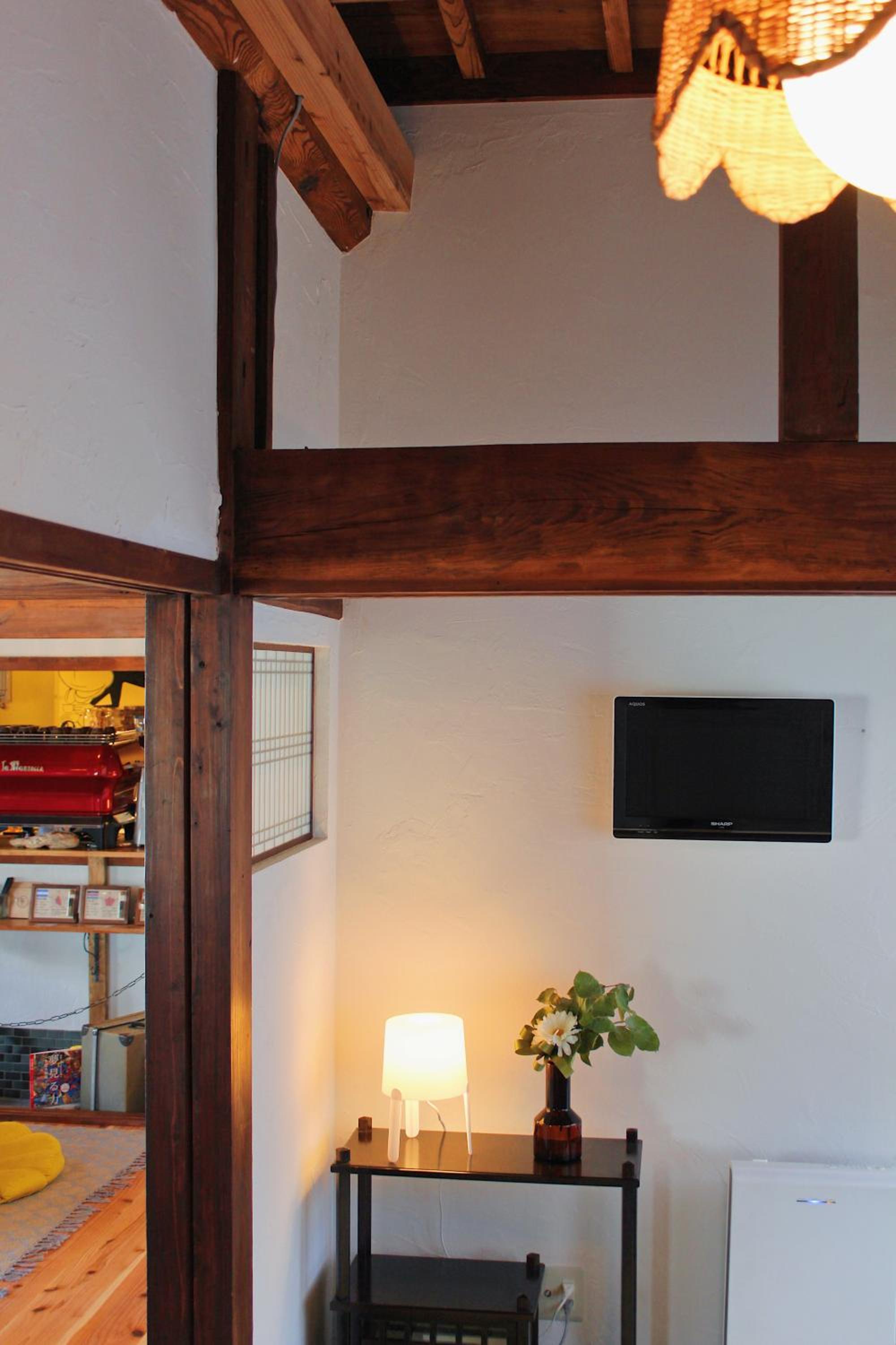 Apartment with Terrace - Photo 9