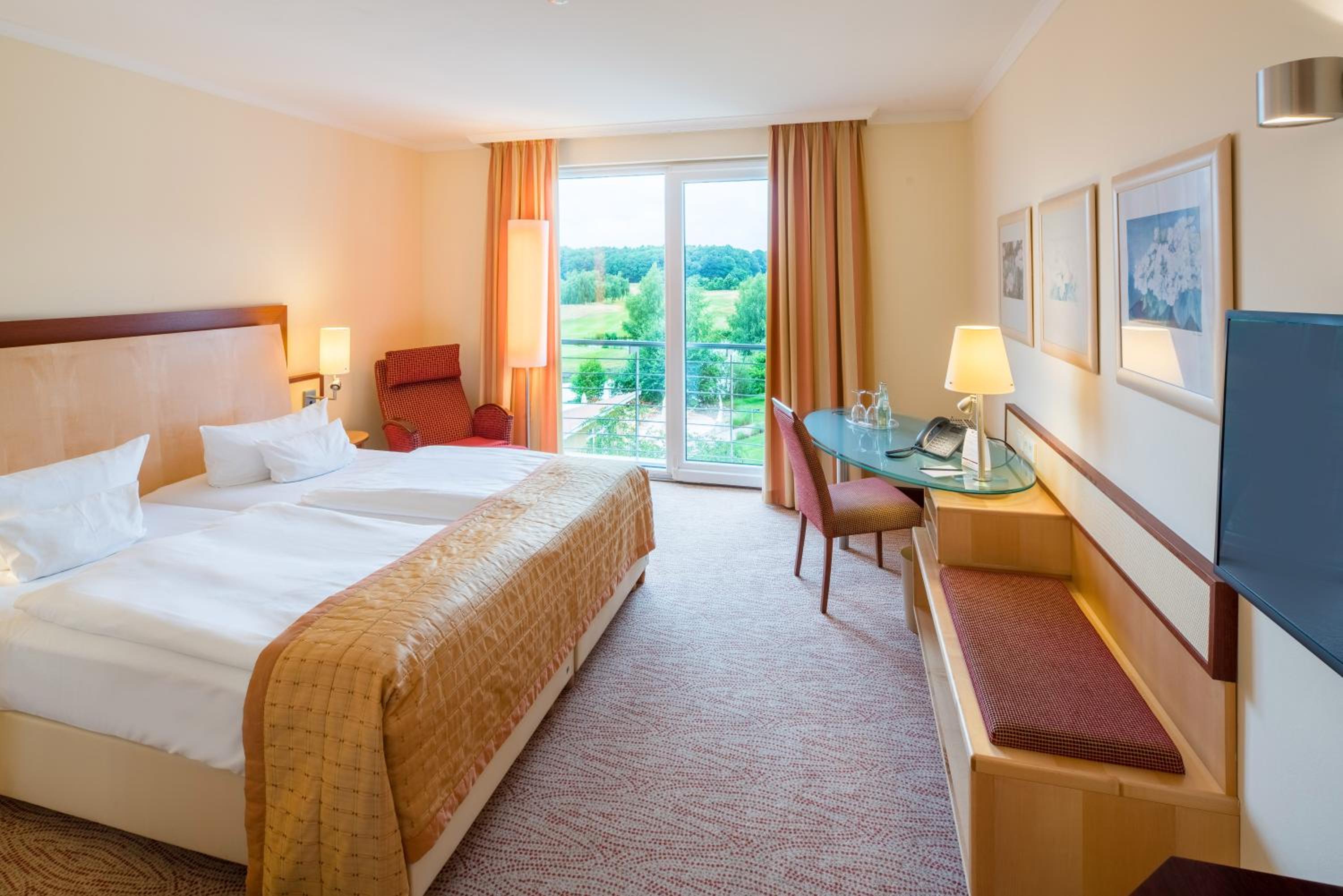 Superior Double Room with Golf Course View - Photo 1
